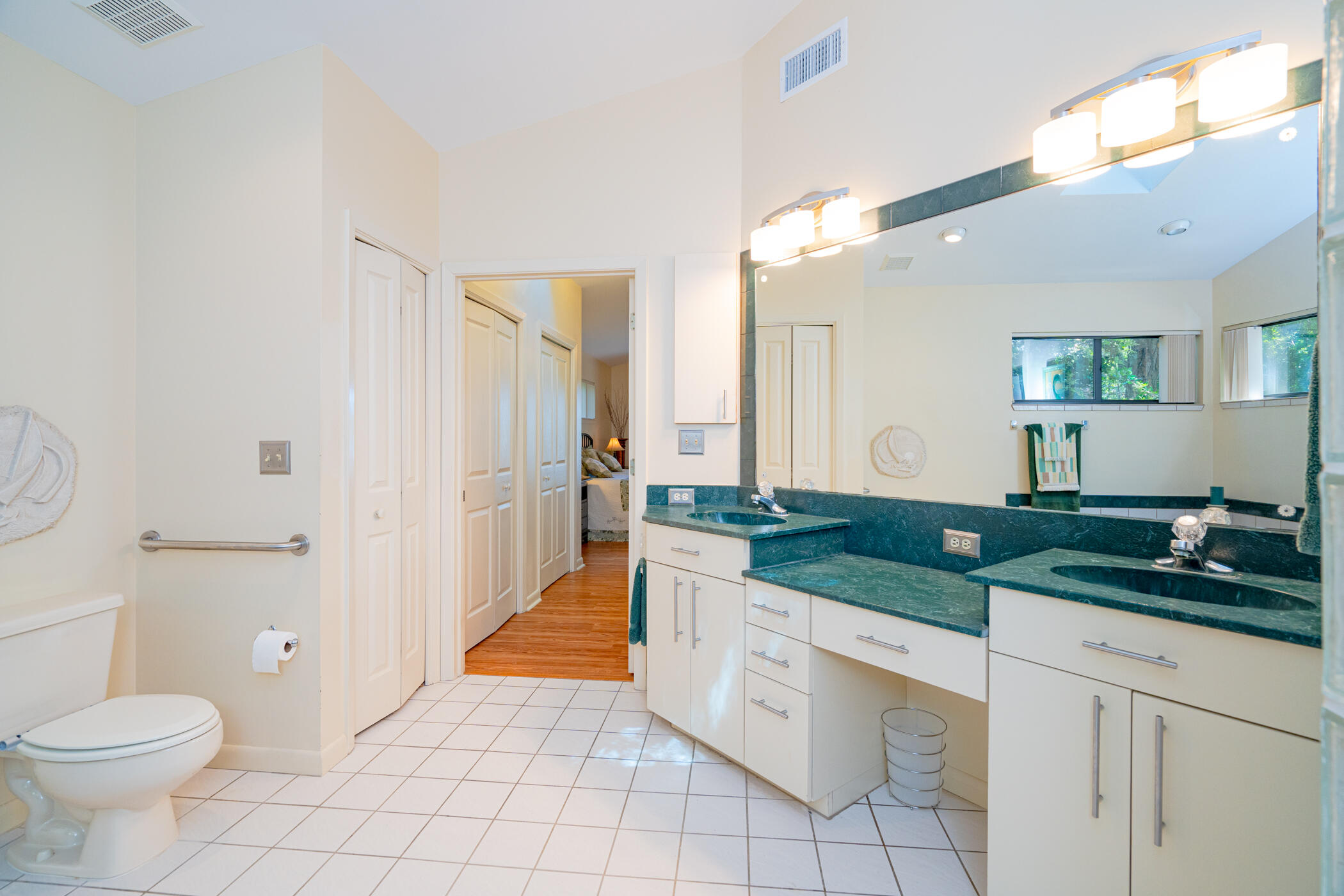 VALPARAISO SHORES - Residential