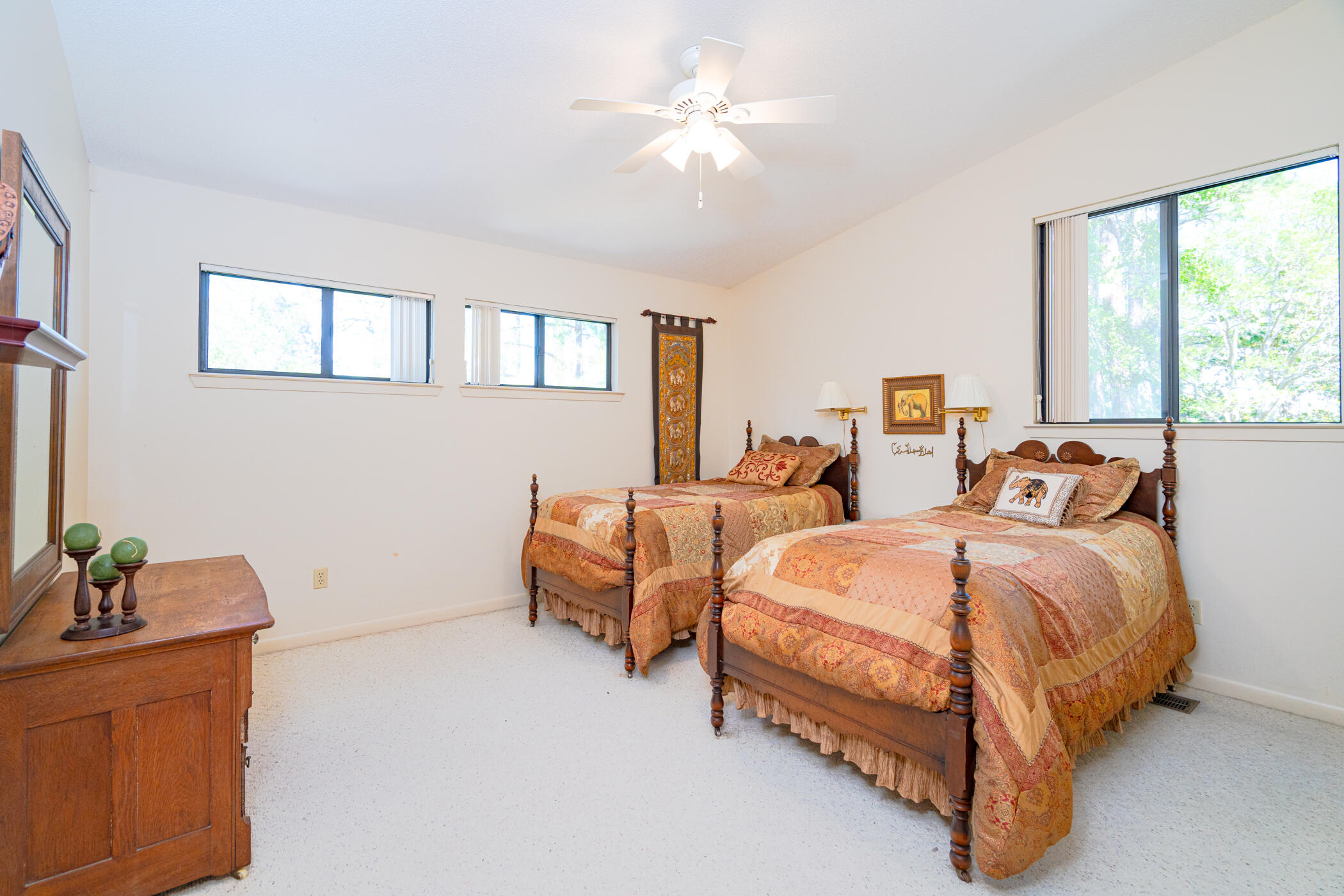 VALPARAISO SHORES - Residential