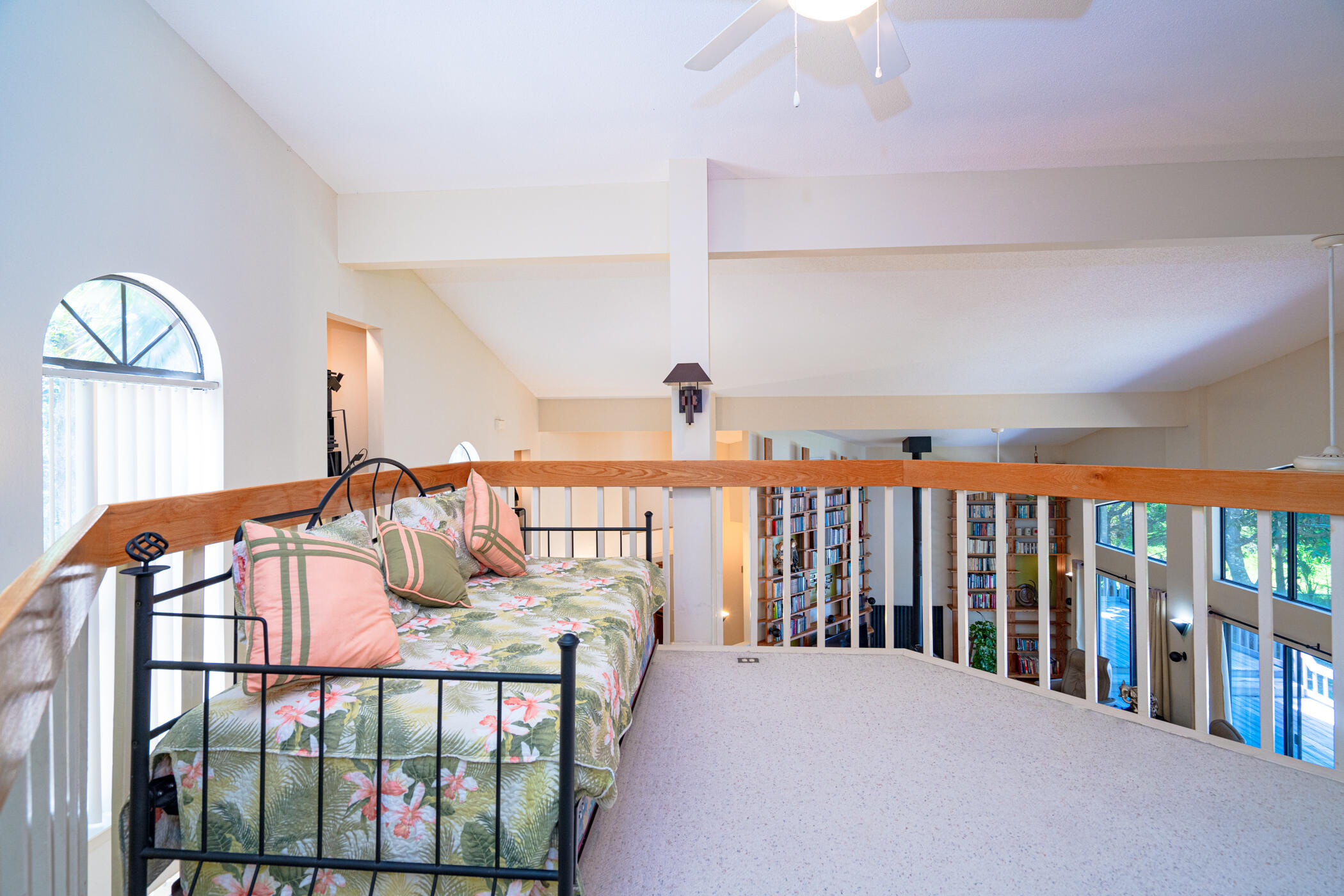 VALPARAISO SHORES - Residential