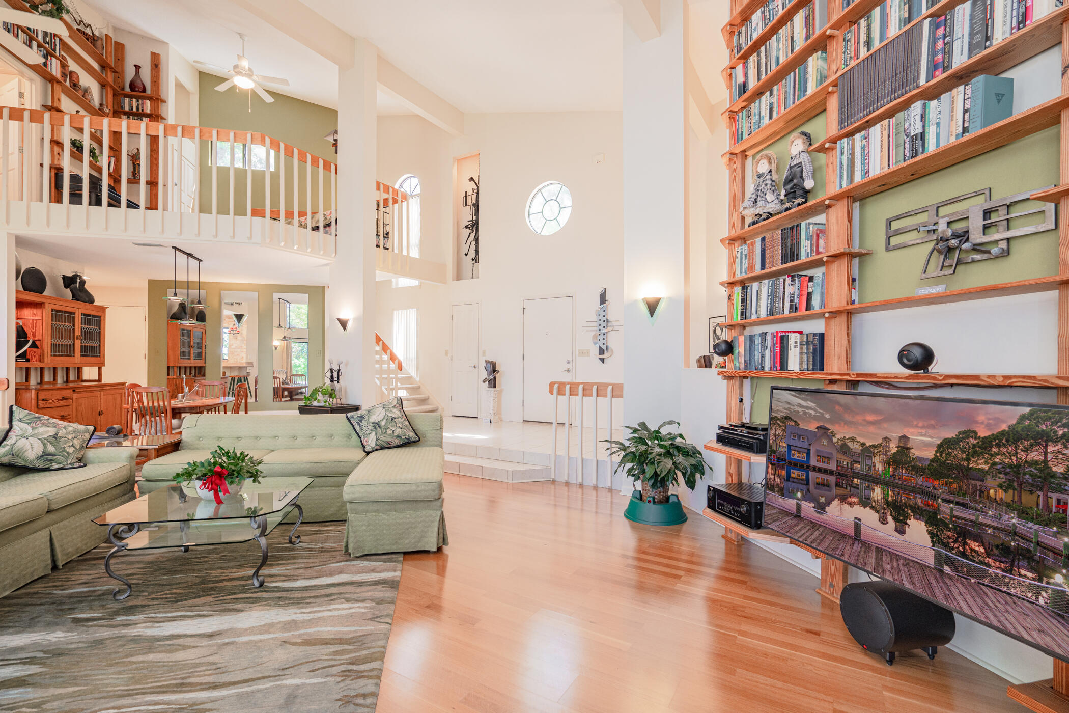 VALPARAISO SHORES - Residential