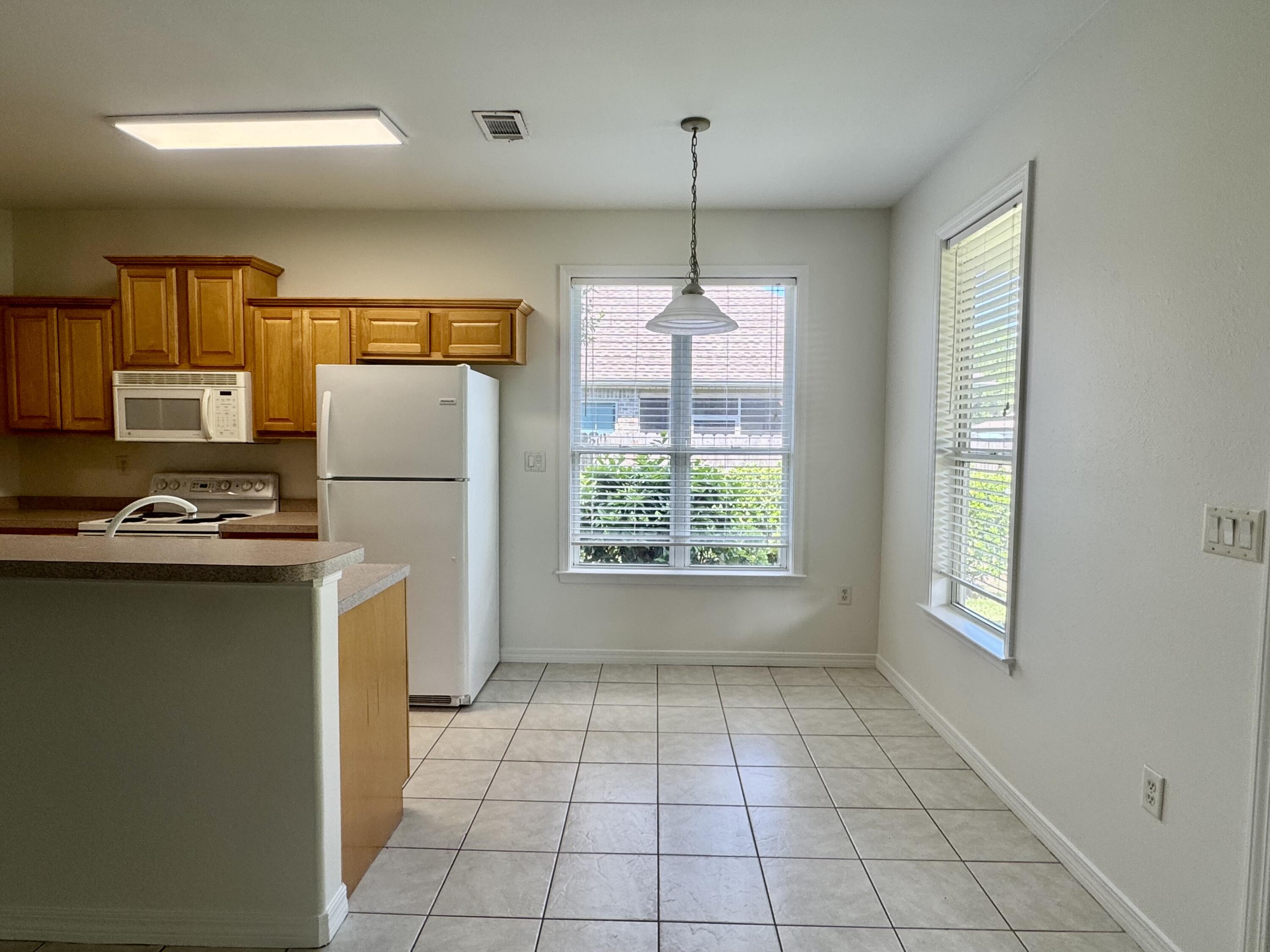 Emerald Walk - Residential Lease