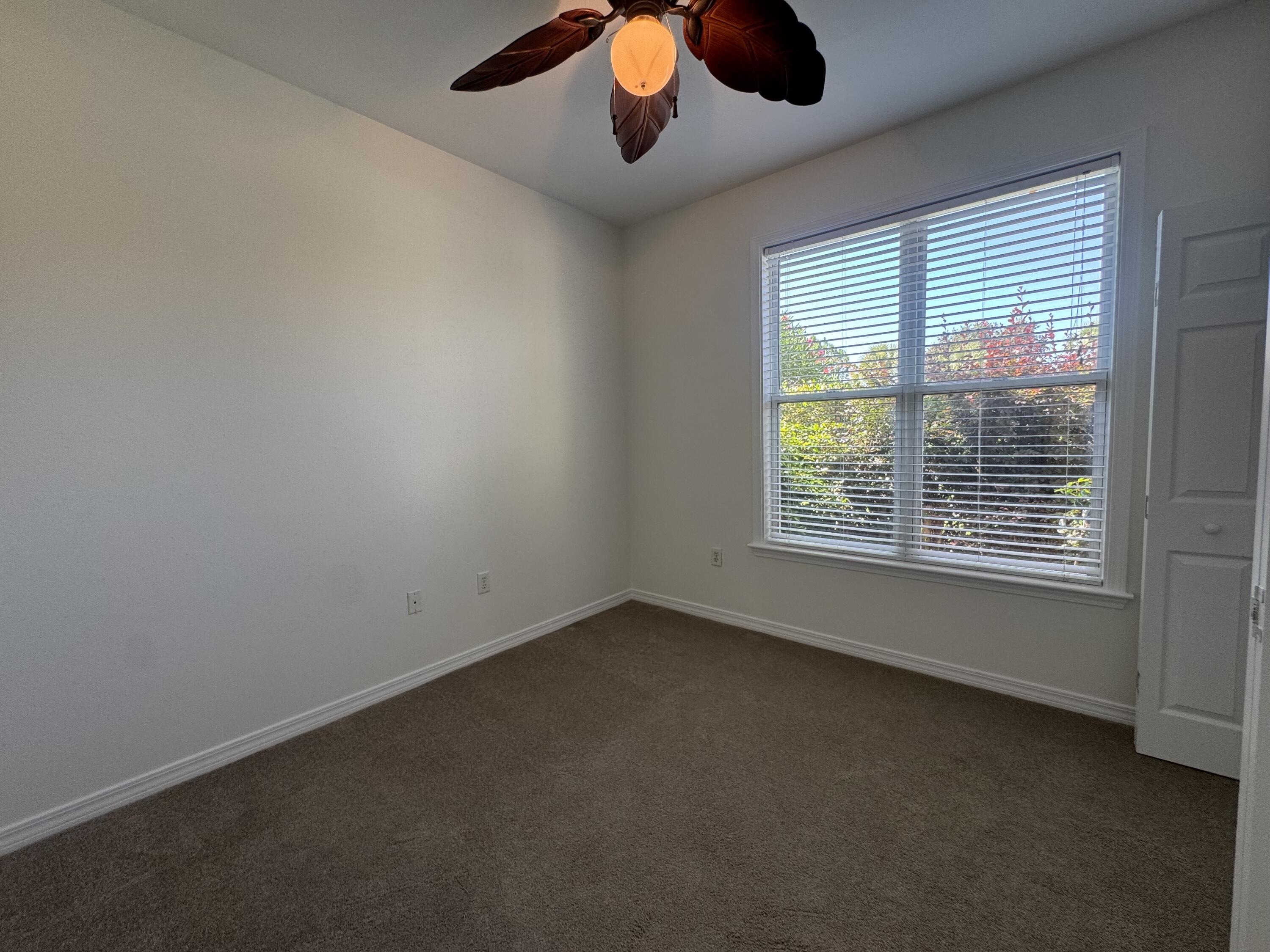 Emerald Walk - Residential Lease