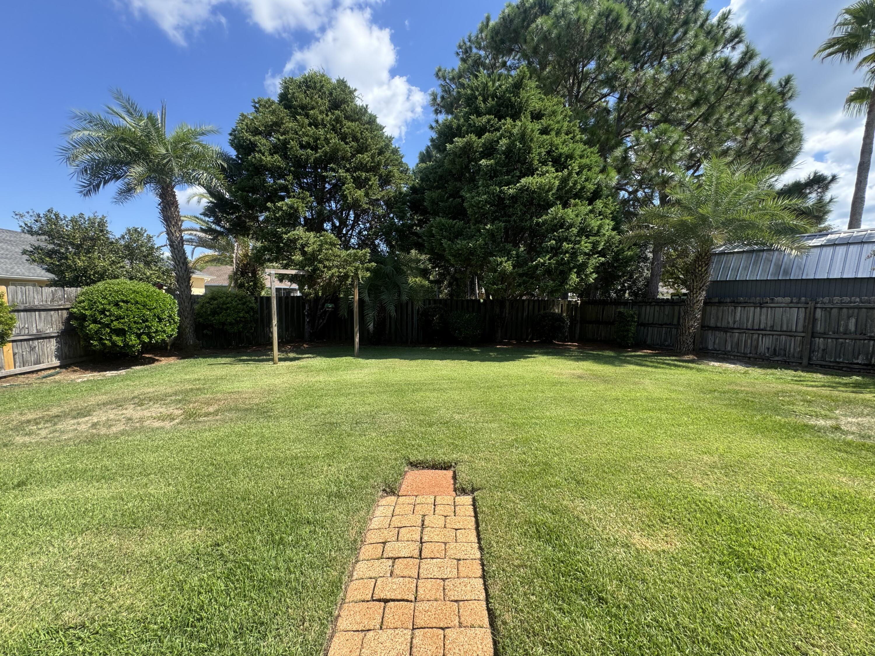 Emerald Walk - Residential Lease