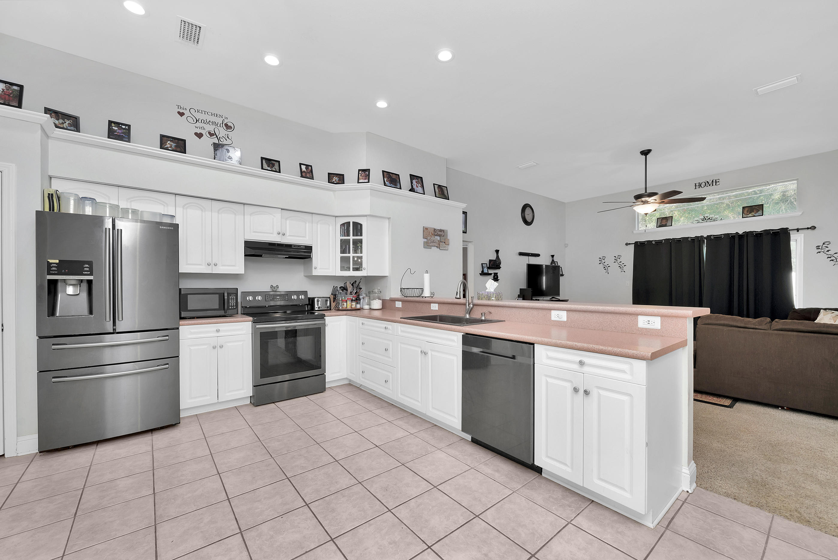 SHALIMAR OAKS - Residential