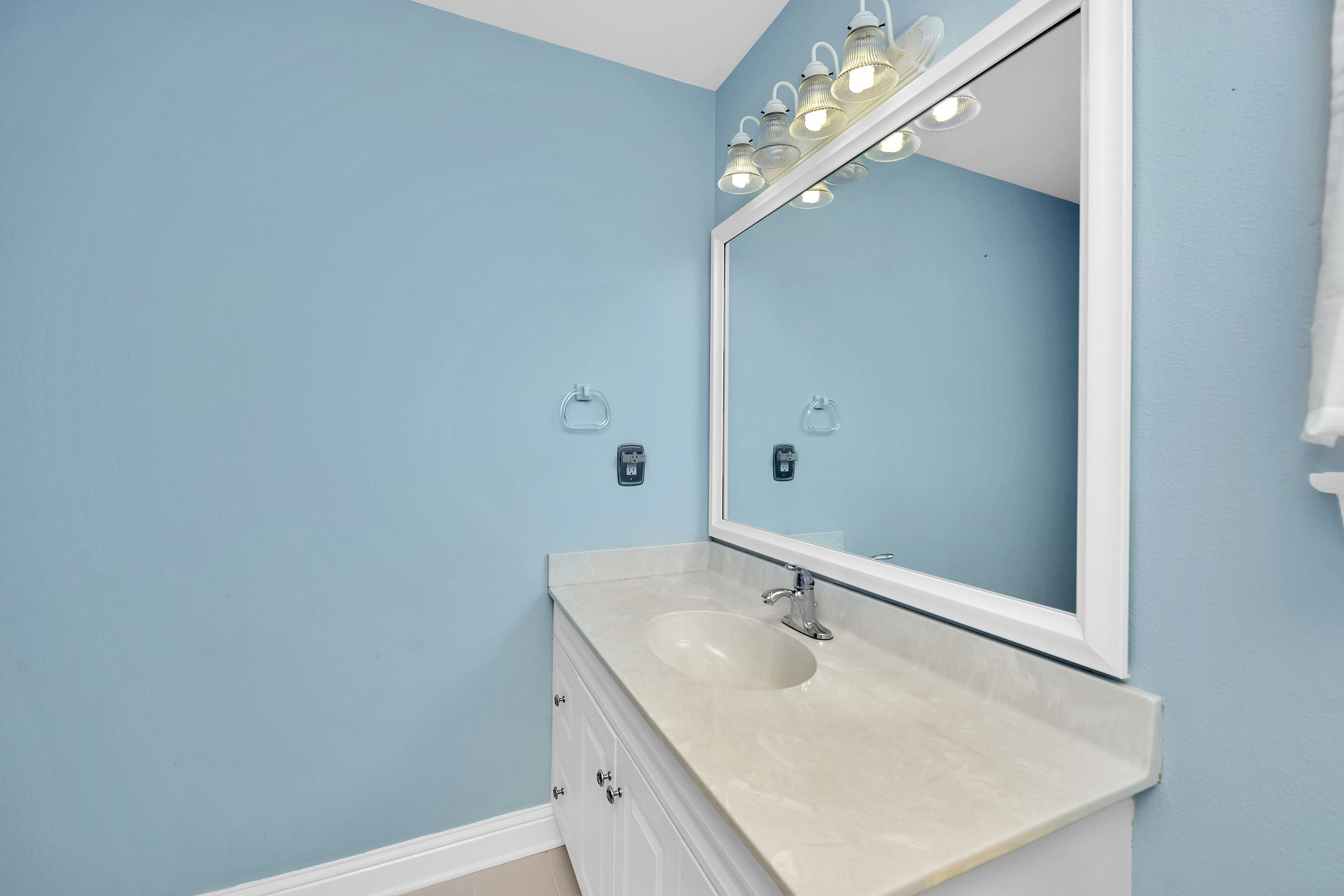 SHALIMAR OAKS - Residential