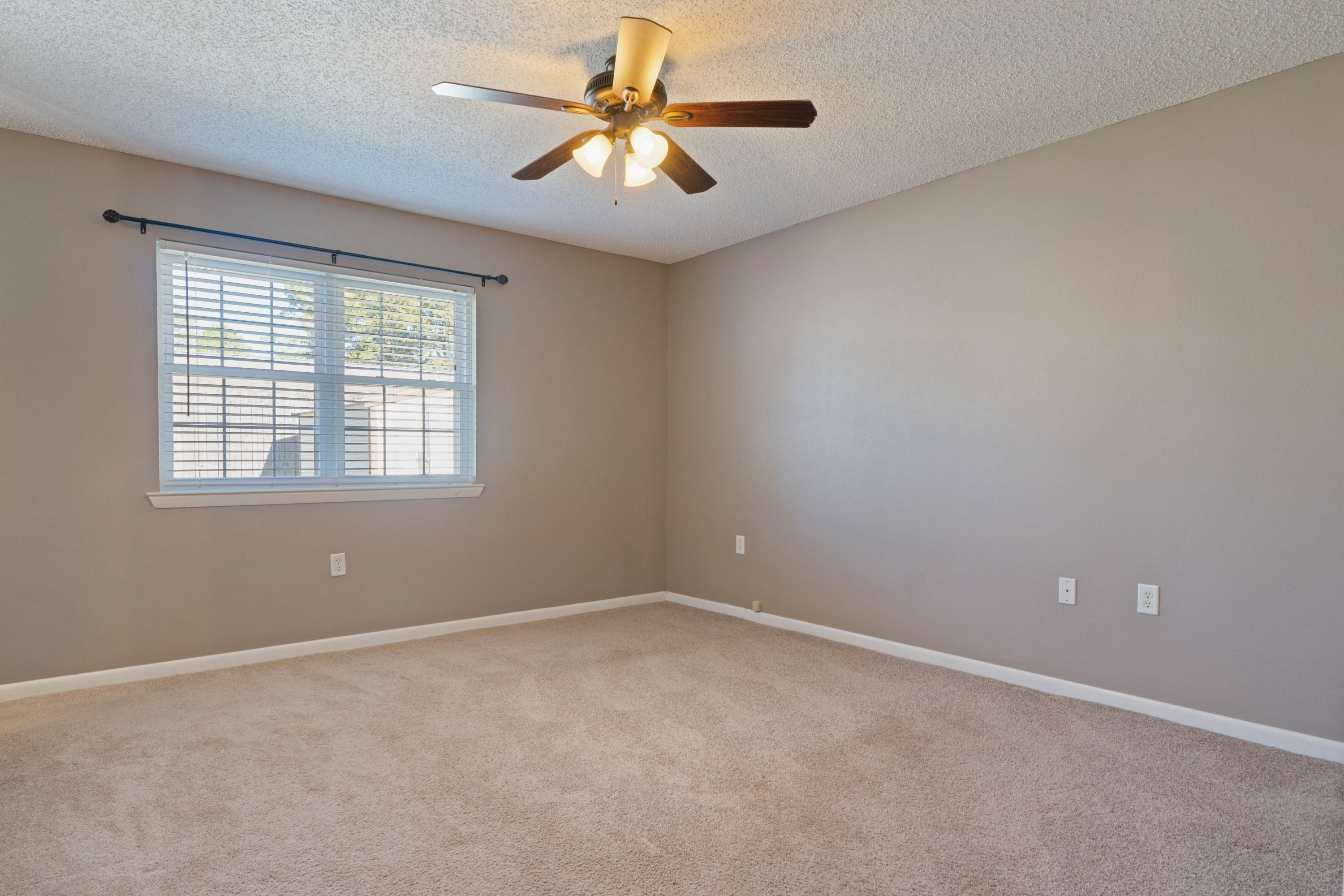 PALM ESTATES UNIT 2 - Residential