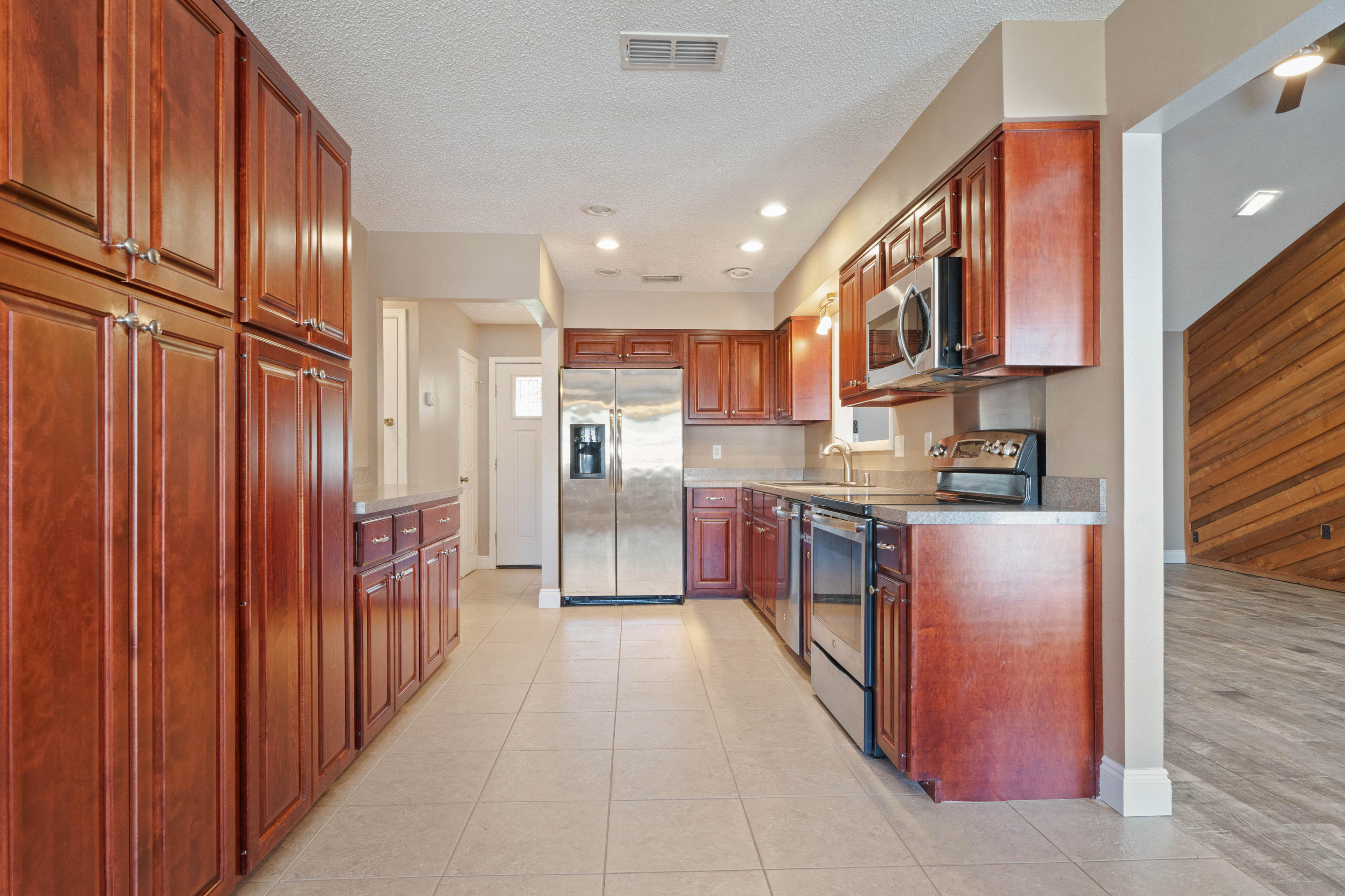 PALM ESTATES UNIT 2 - Residential