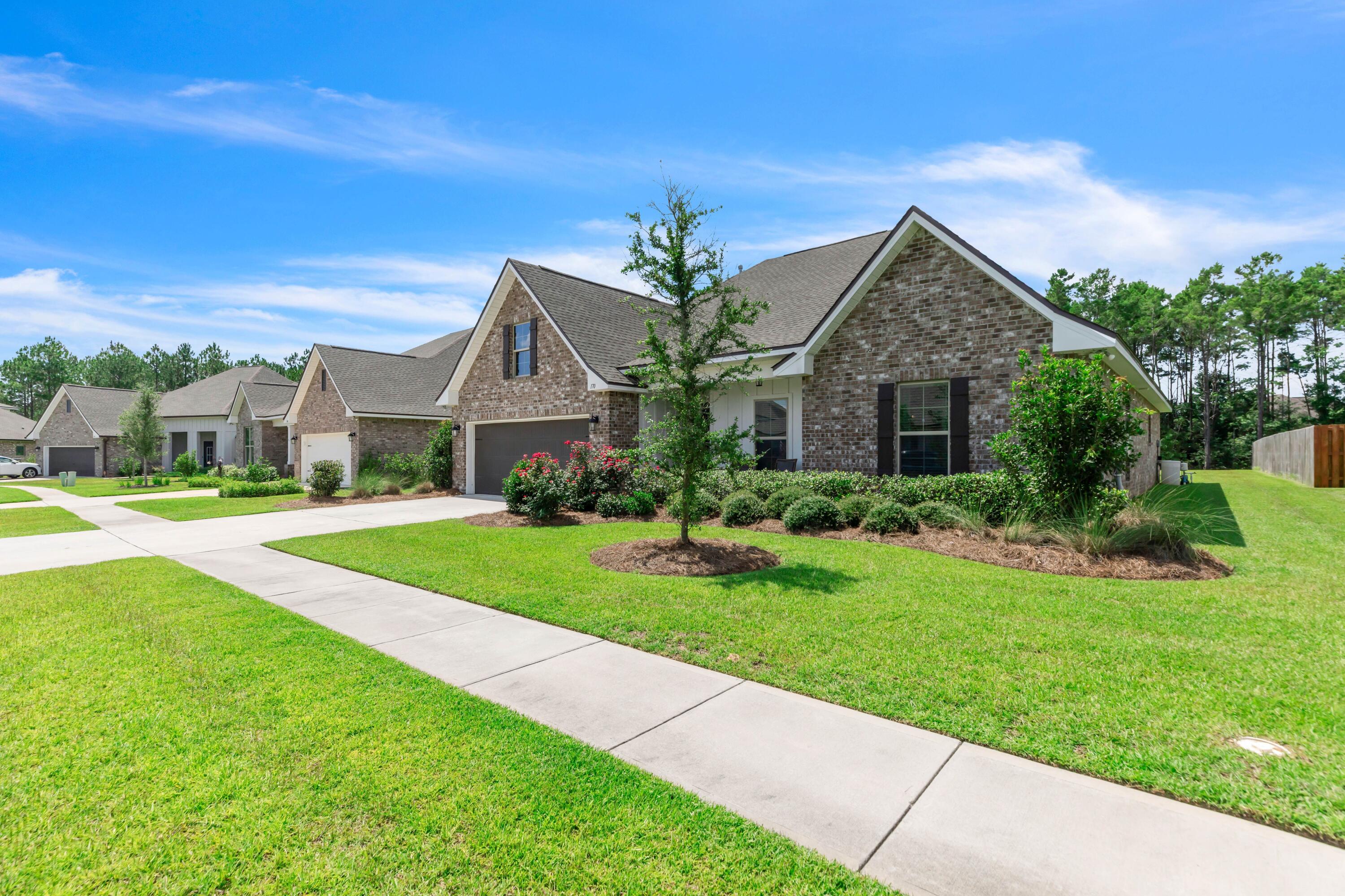 HAMMOCK BAY - Residential