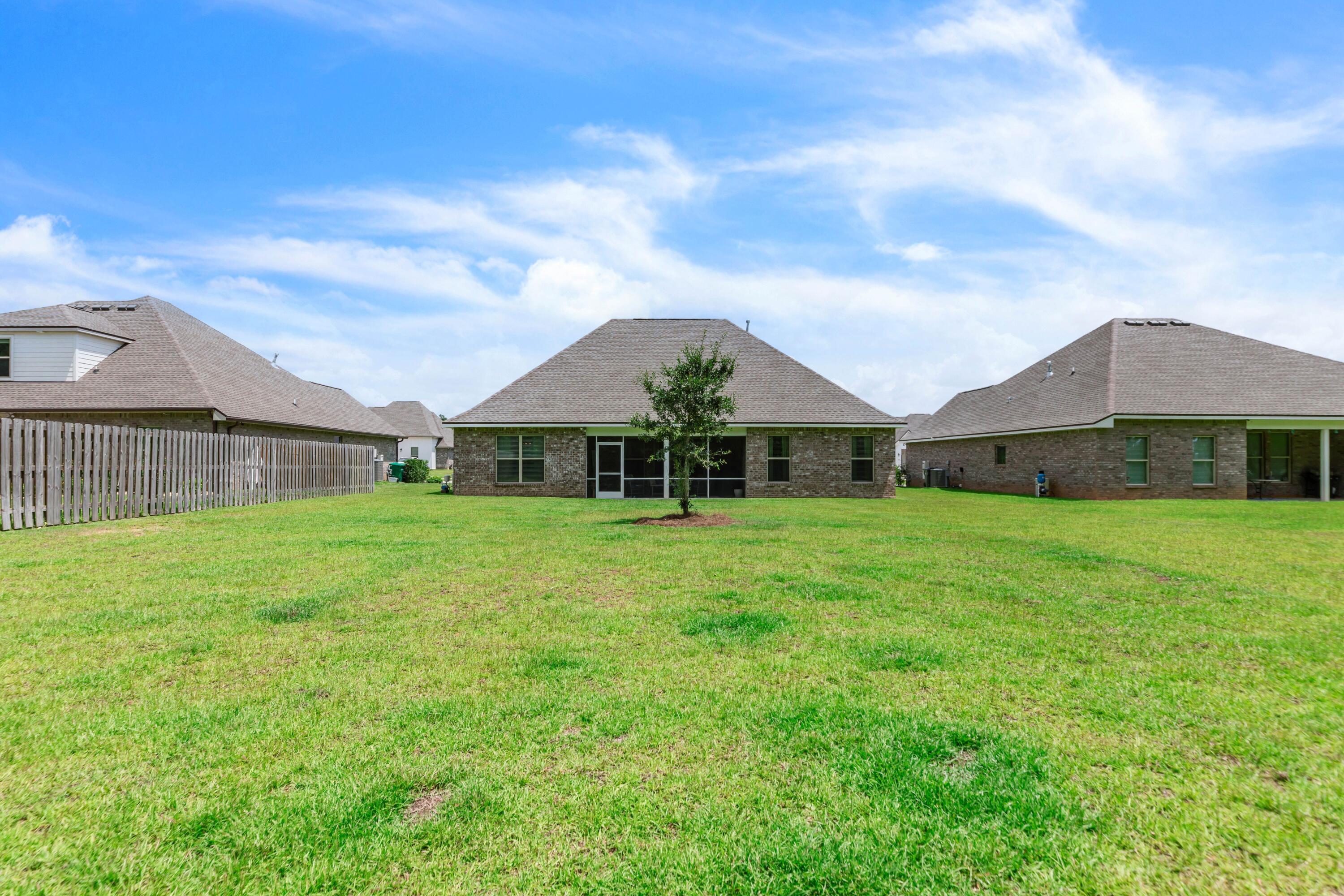 HAMMOCK BAY - Residential
