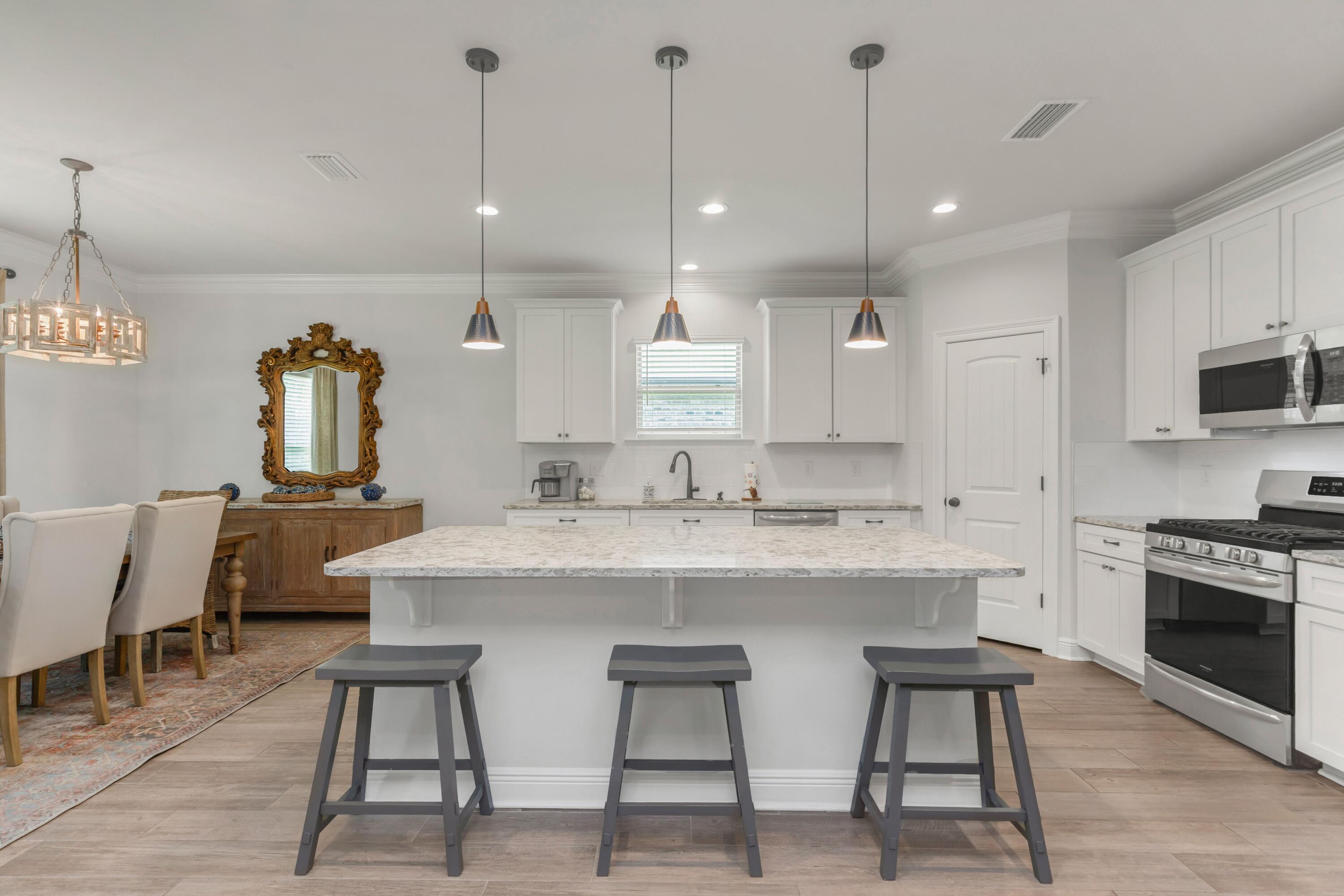 HAMMOCK BAY - Residential