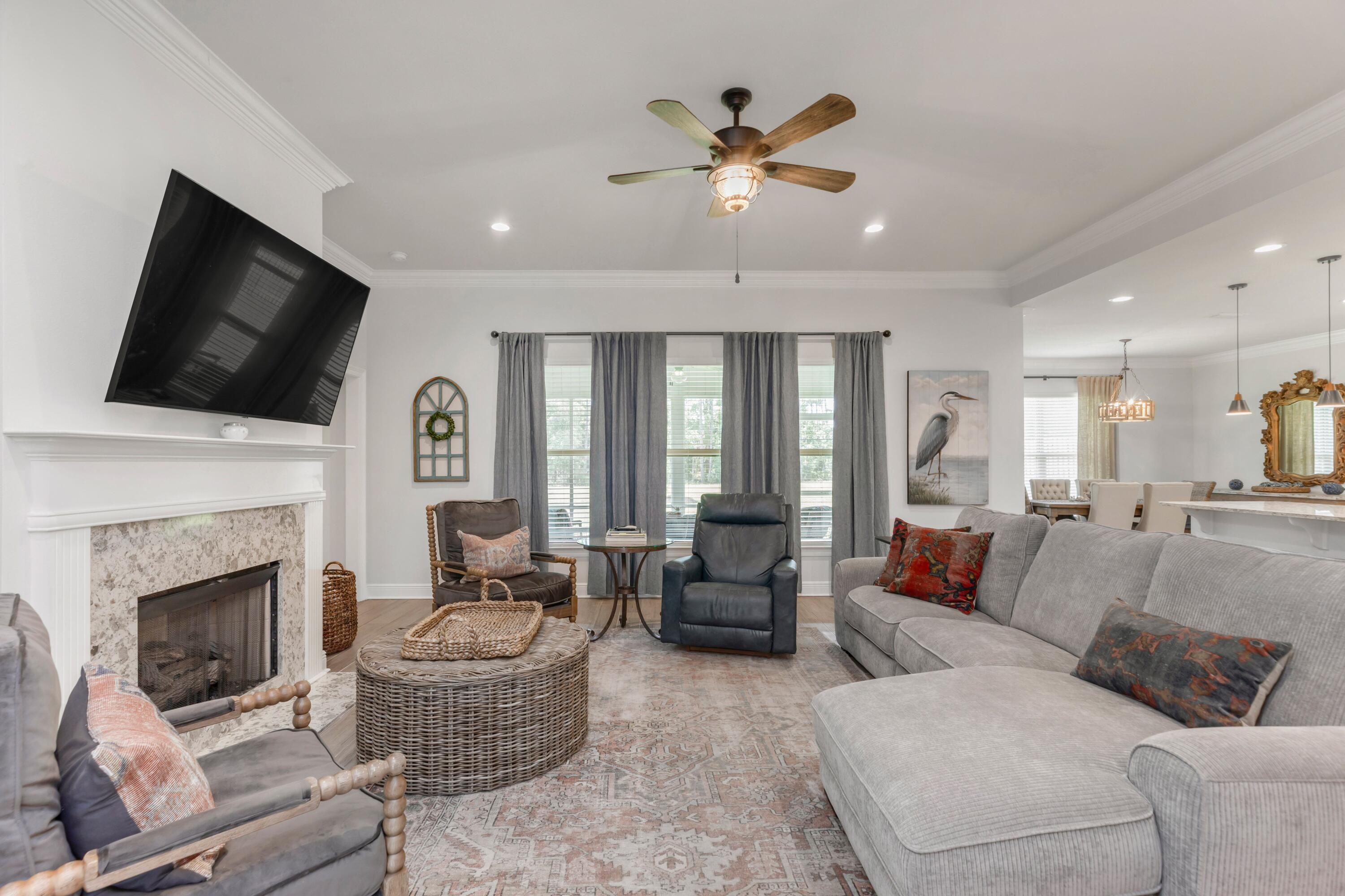 HAMMOCK BAY - Residential