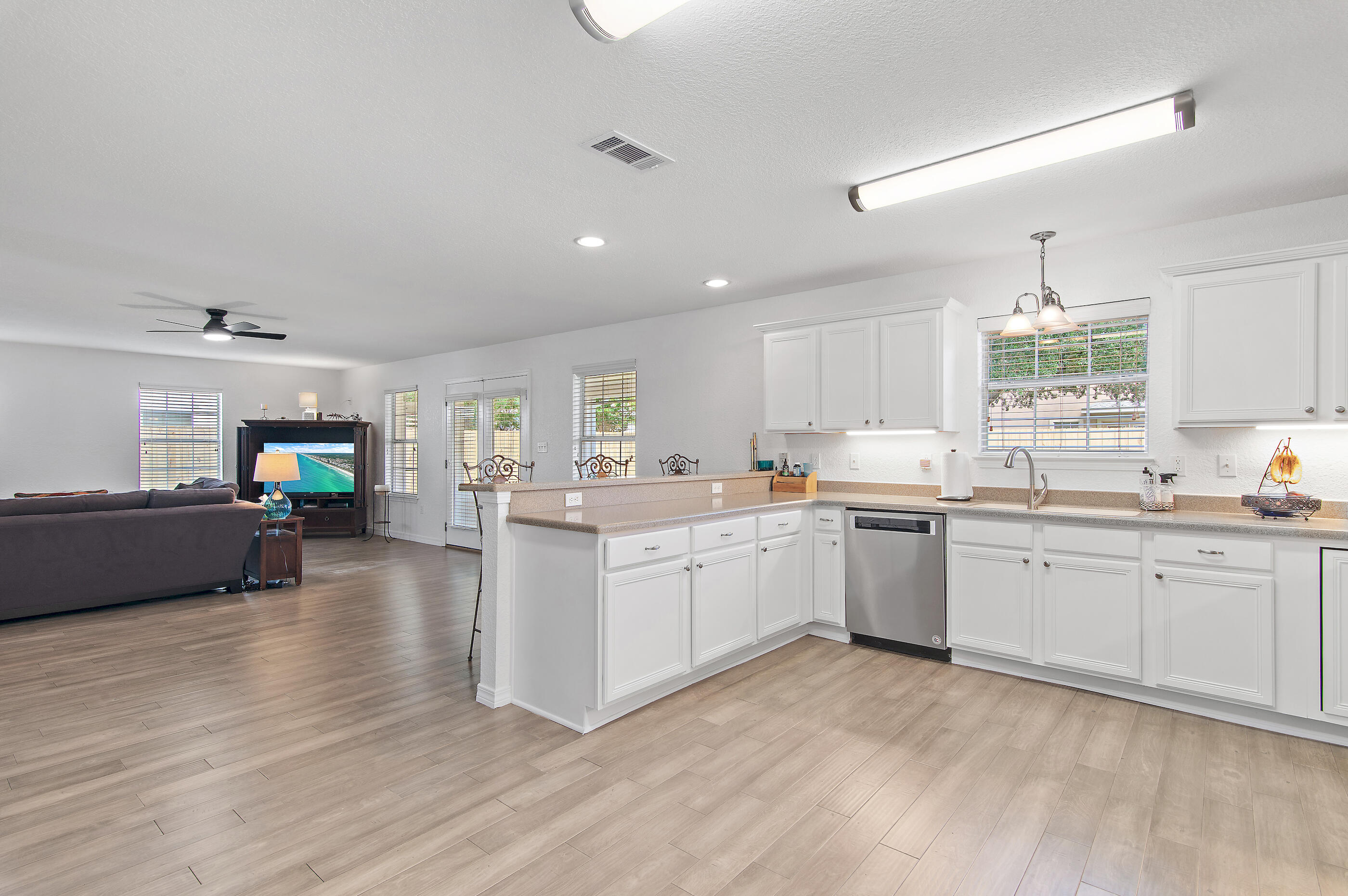 DRIFTWOOD ESTATES - Residential