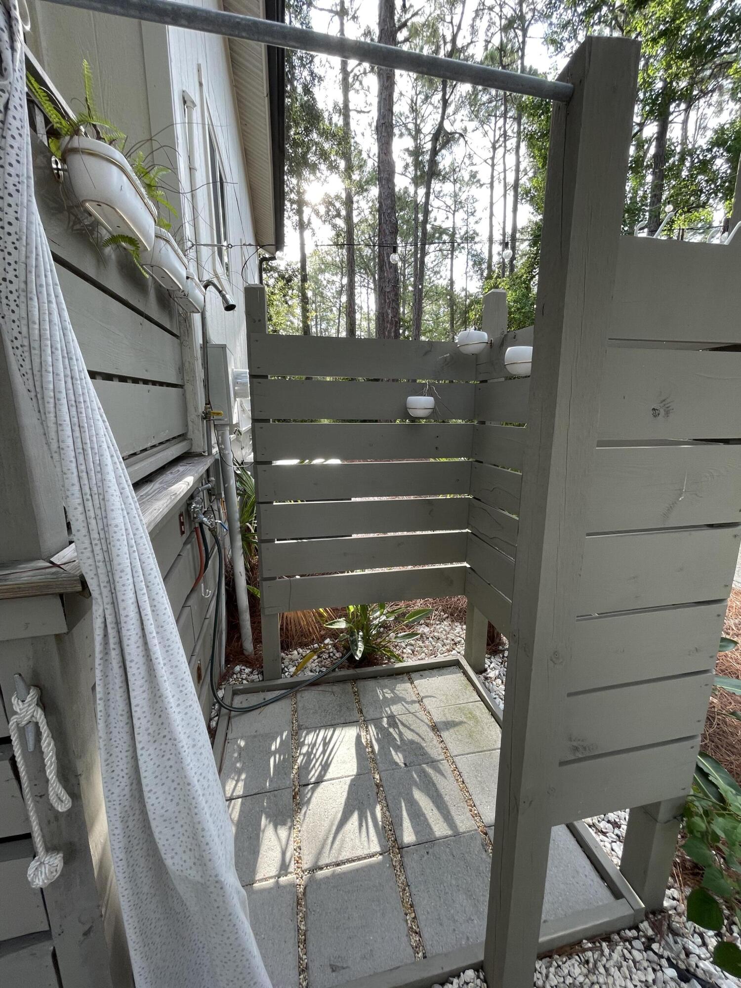 N/A - Residential Lease