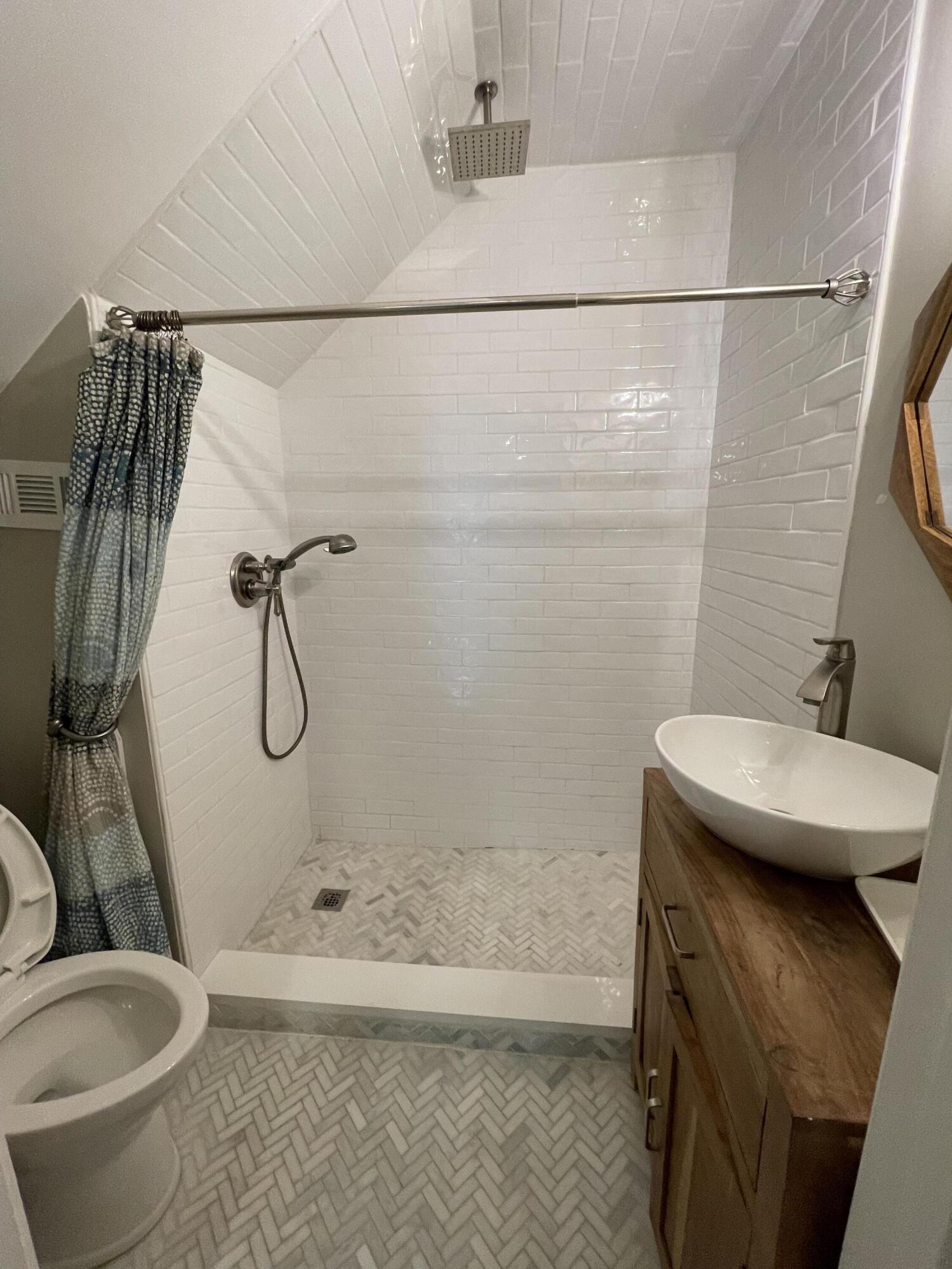 N/A - Residential Lease