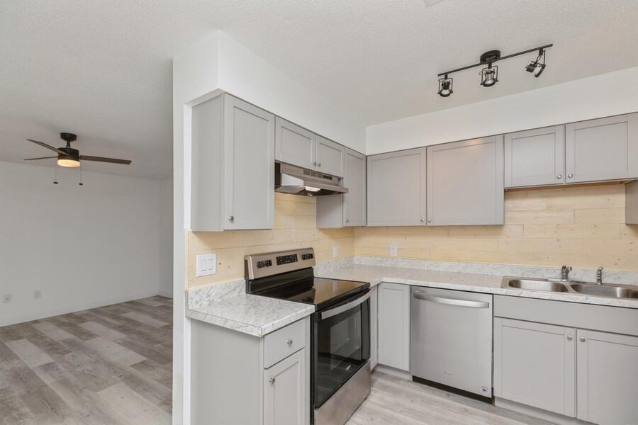 FT WALTON SOUTH-INTR - Residential