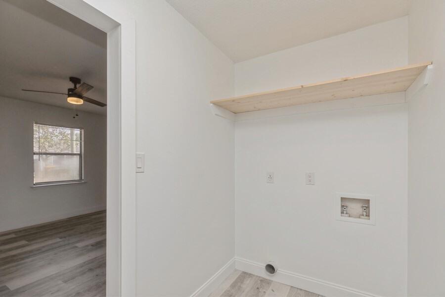 FT WALTON SOUTH-INTR - Residential