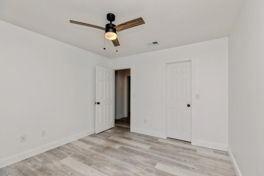 FT WALTON SOUTH-INTR - Residential