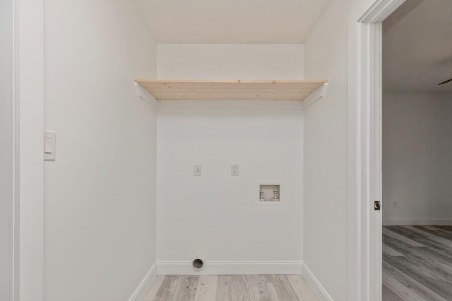 FT WALTON SOUTH-INTR - Residential