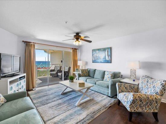 AMALFI COAST RESORT - Residential Lease