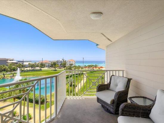 AMALFI COAST RESORT - Residential Lease