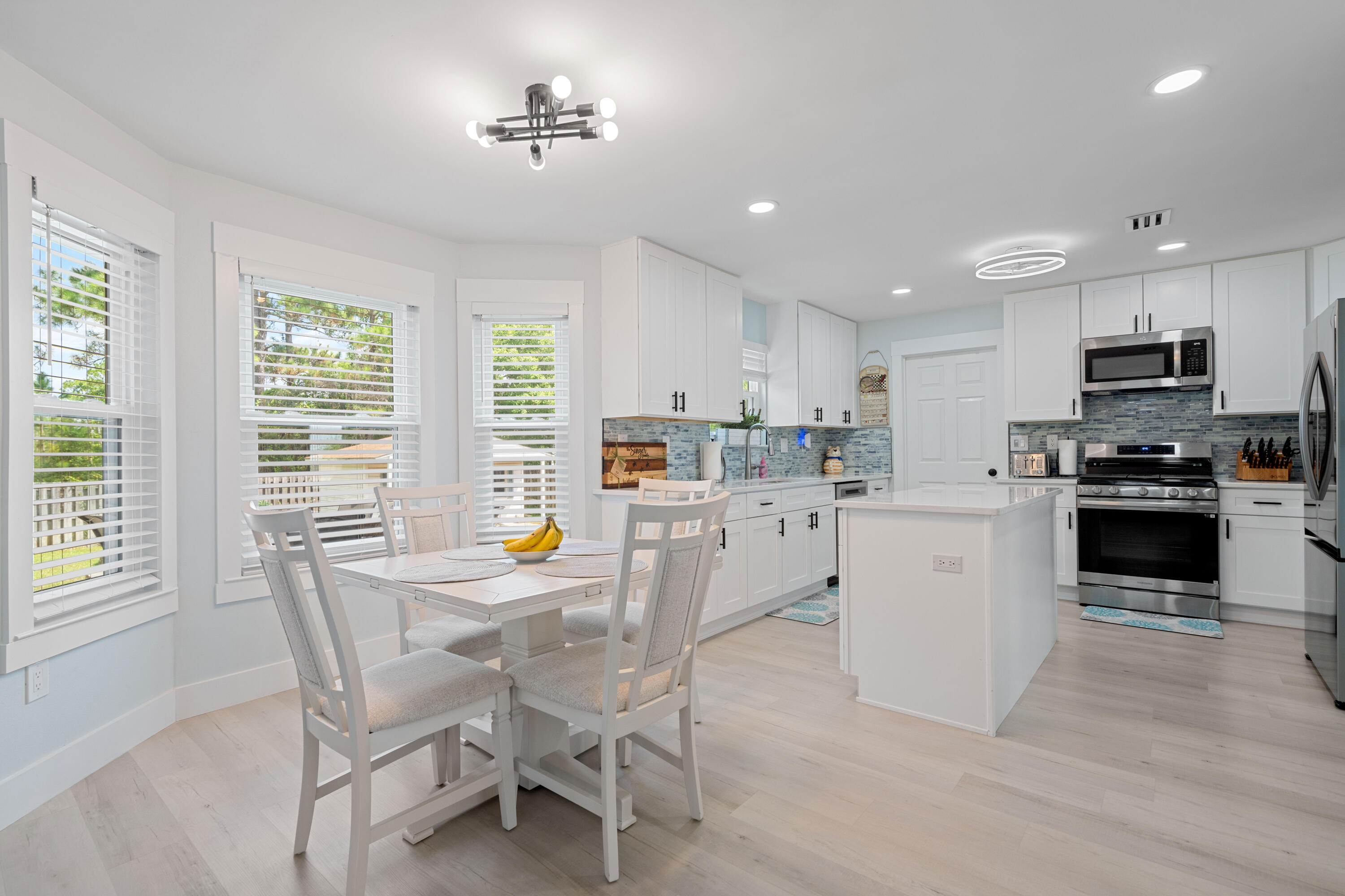 EMERALD POINTE PLAT 4 - Residential