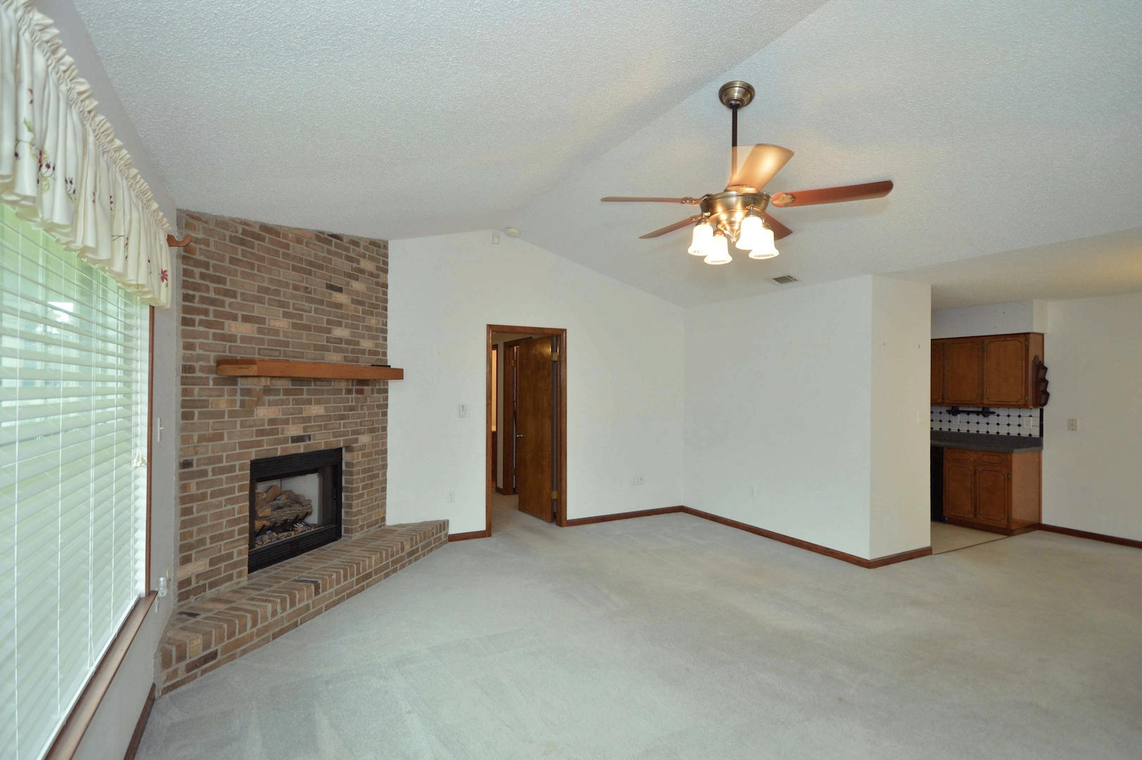 HOLLEY BY THE SEA - Residential