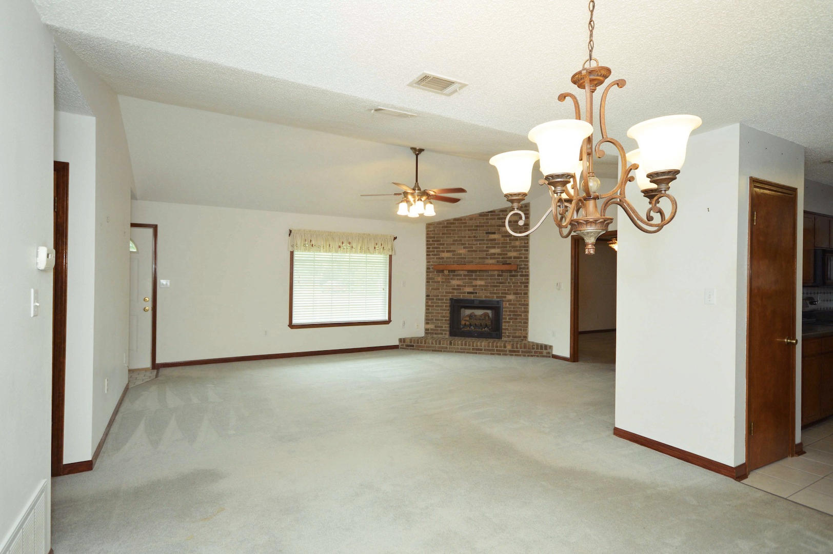 HOLLEY BY THE SEA - Residential