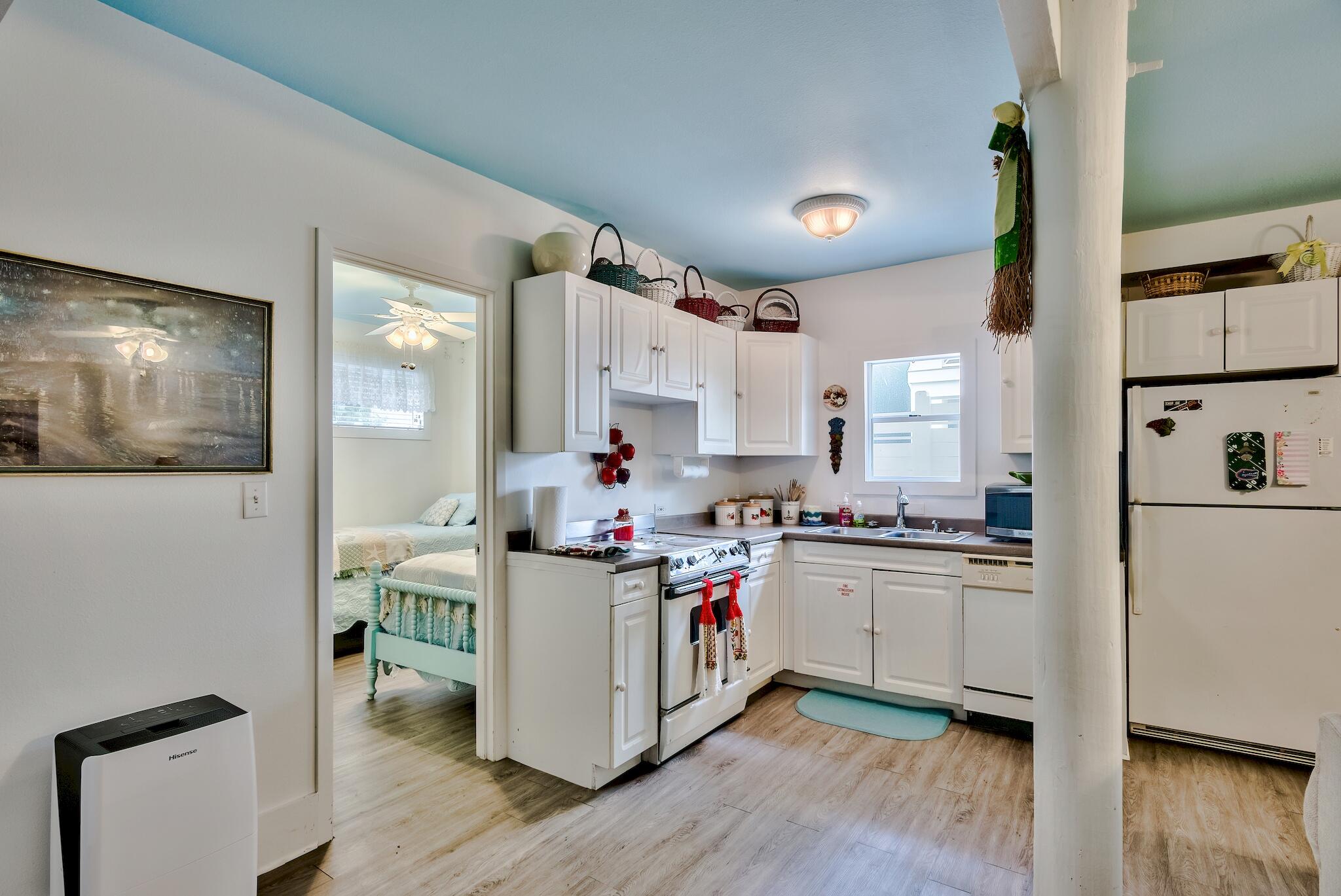 SEAGROVE 3RD ADDN - Residential