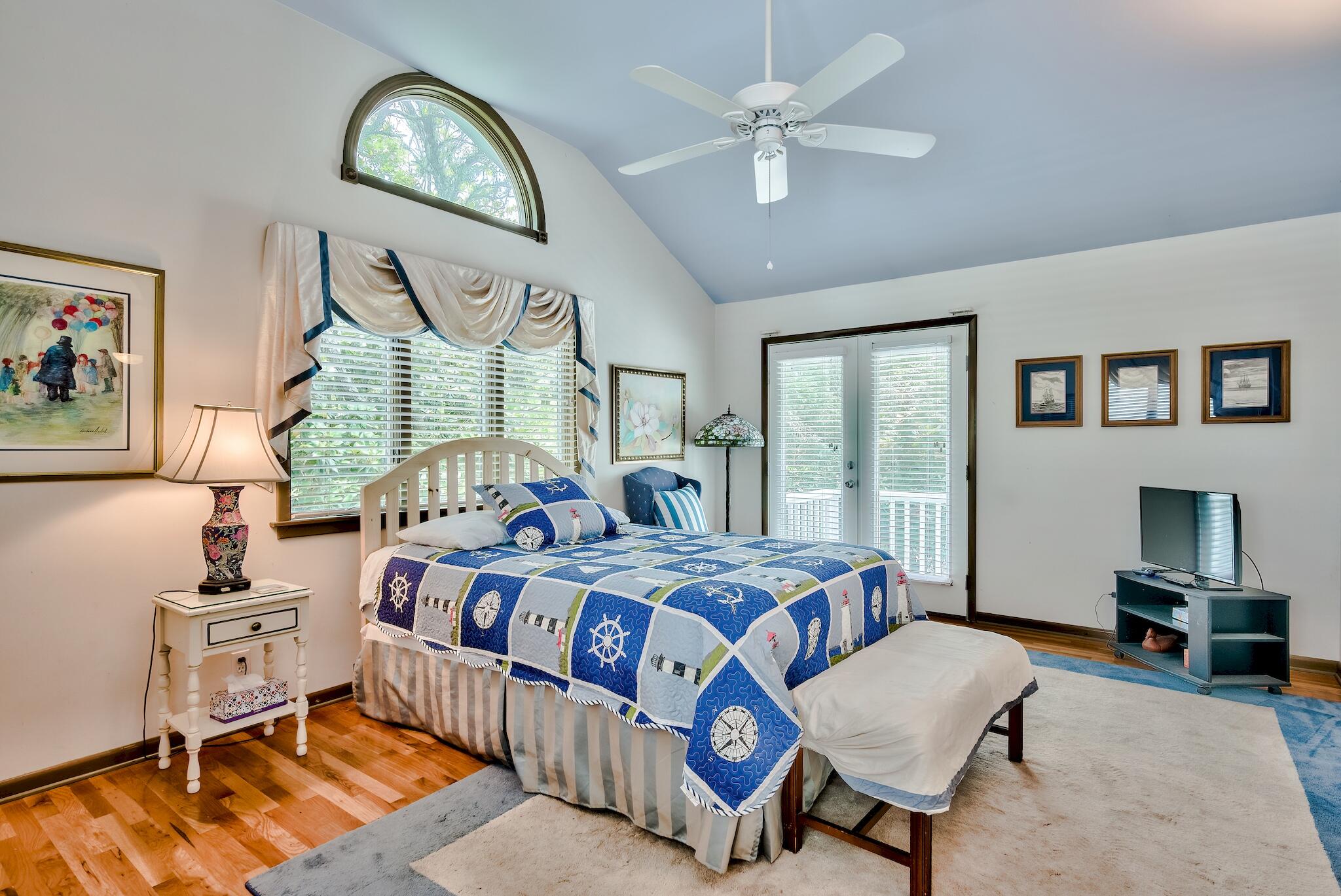 SEAGROVE 3RD ADDN - Residential