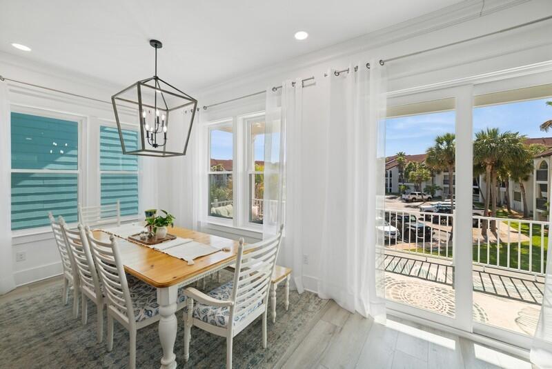 BY THE SEA - Residential