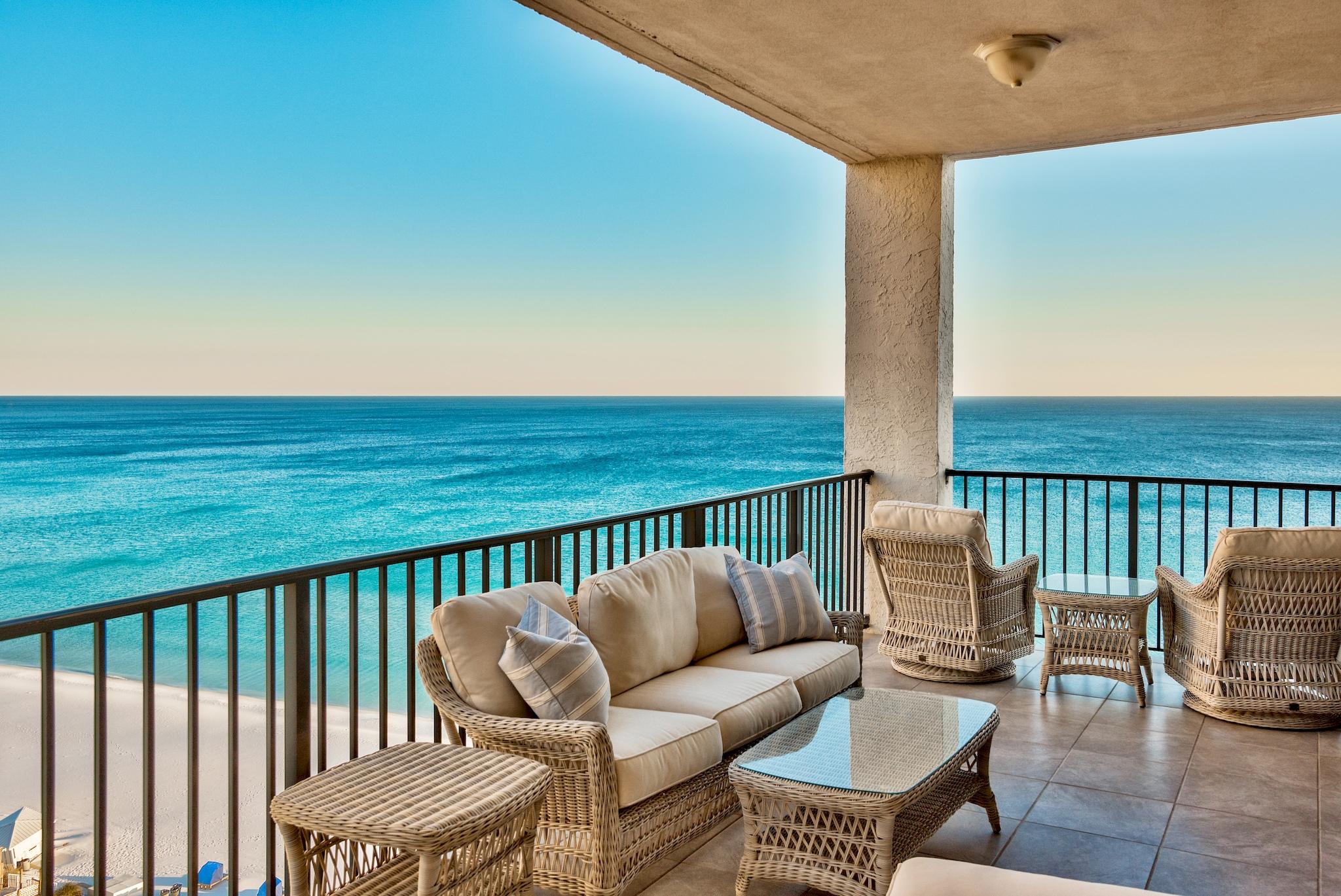 REGENCY TOWERS - Residential