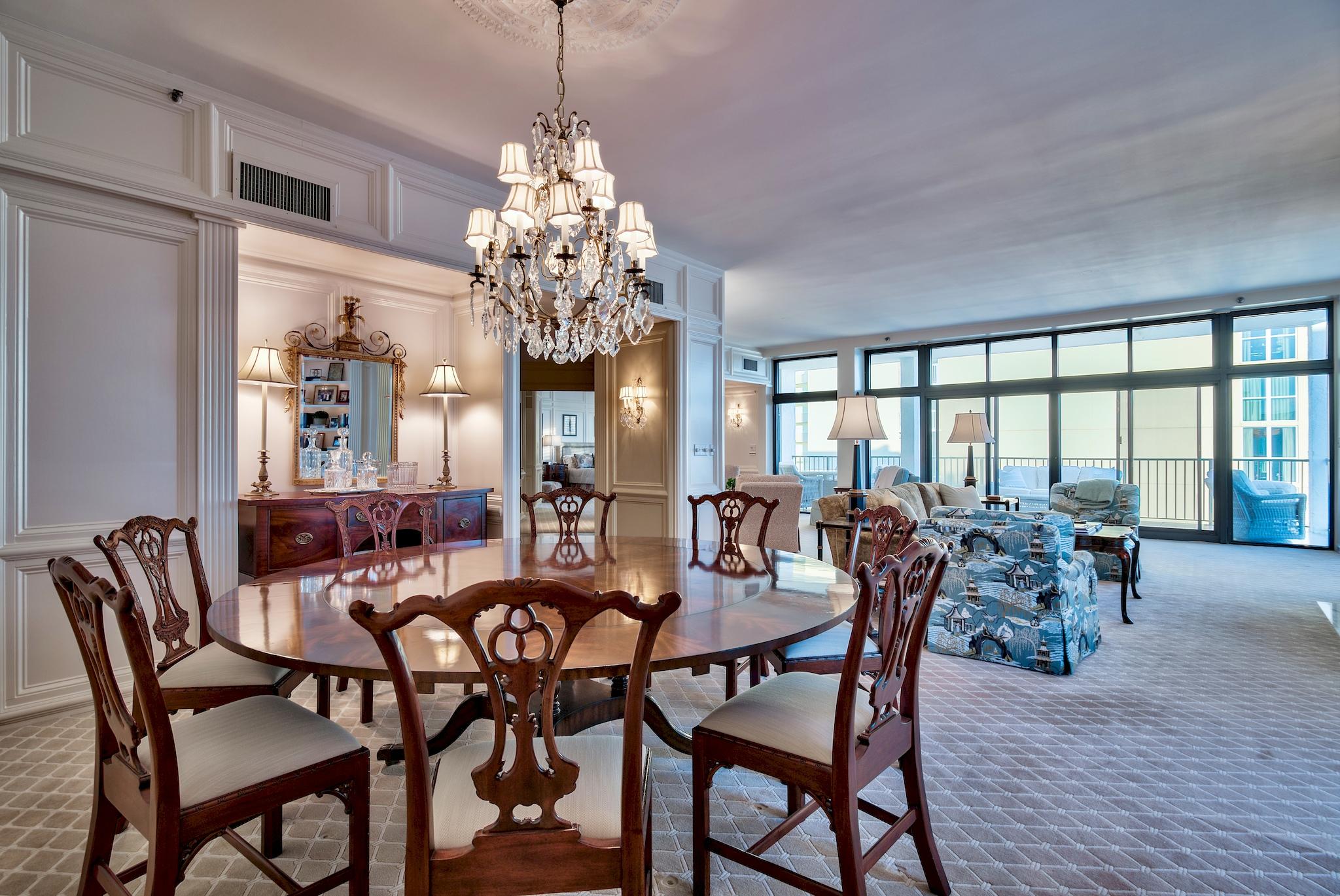 REGENCY TOWERS - Residential