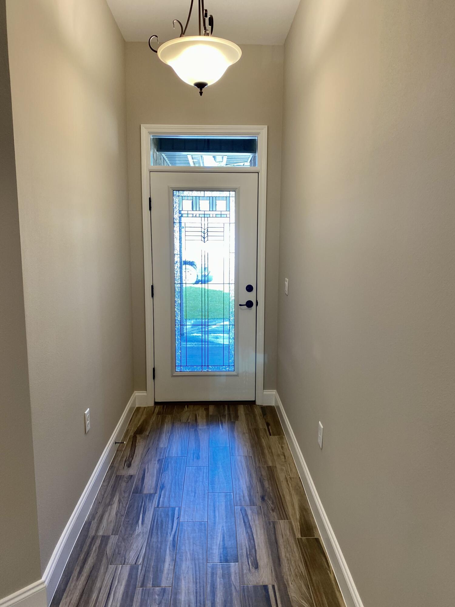 MCKENZIE MEADOWS - Residential