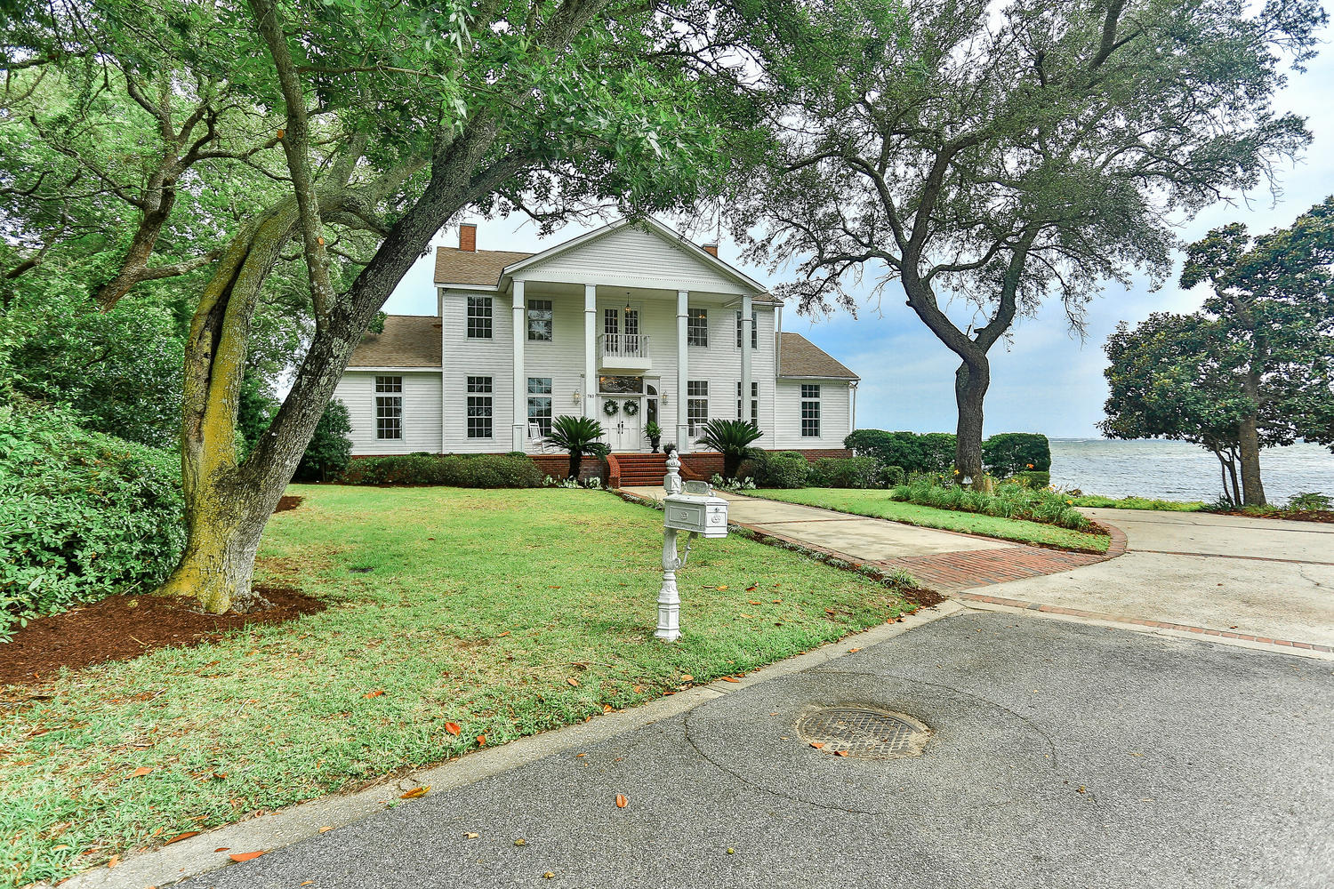 SHALIMAR POINTE S/D - Residential