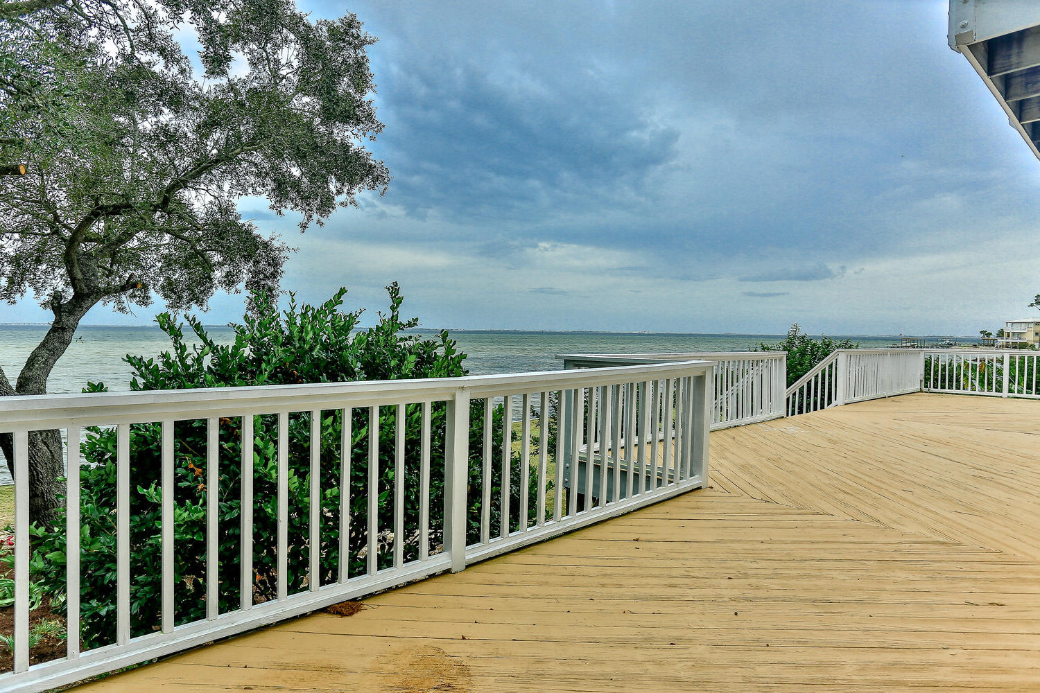 SHALIMAR POINTE S/D - Residential