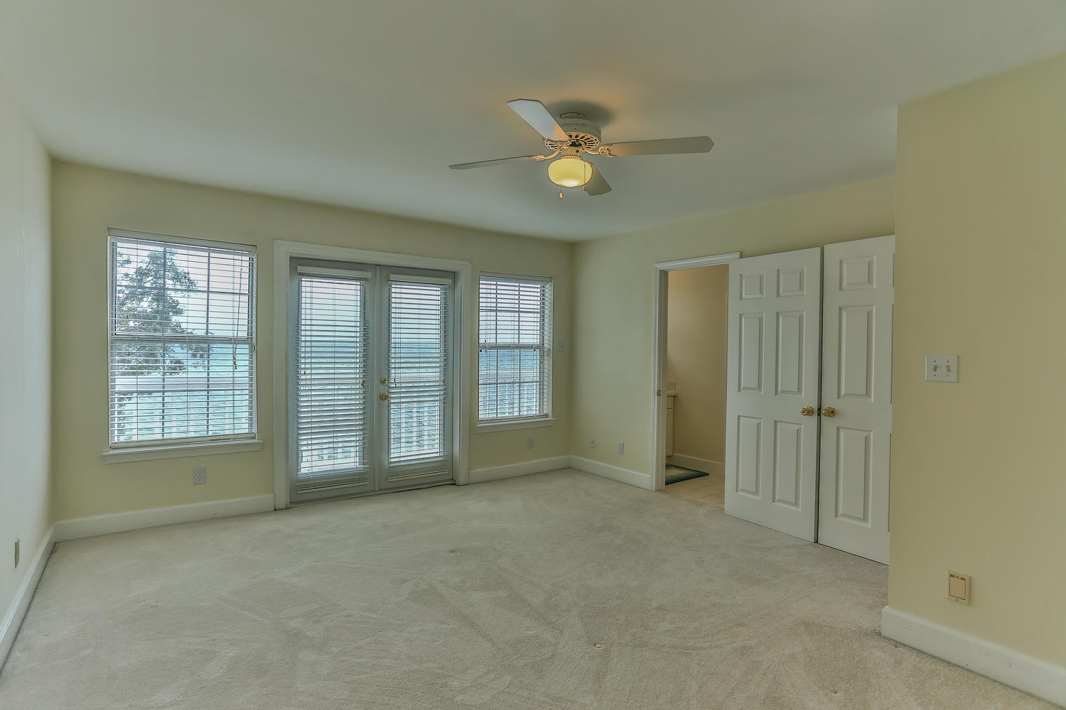 SHALIMAR POINTE S/D - Residential