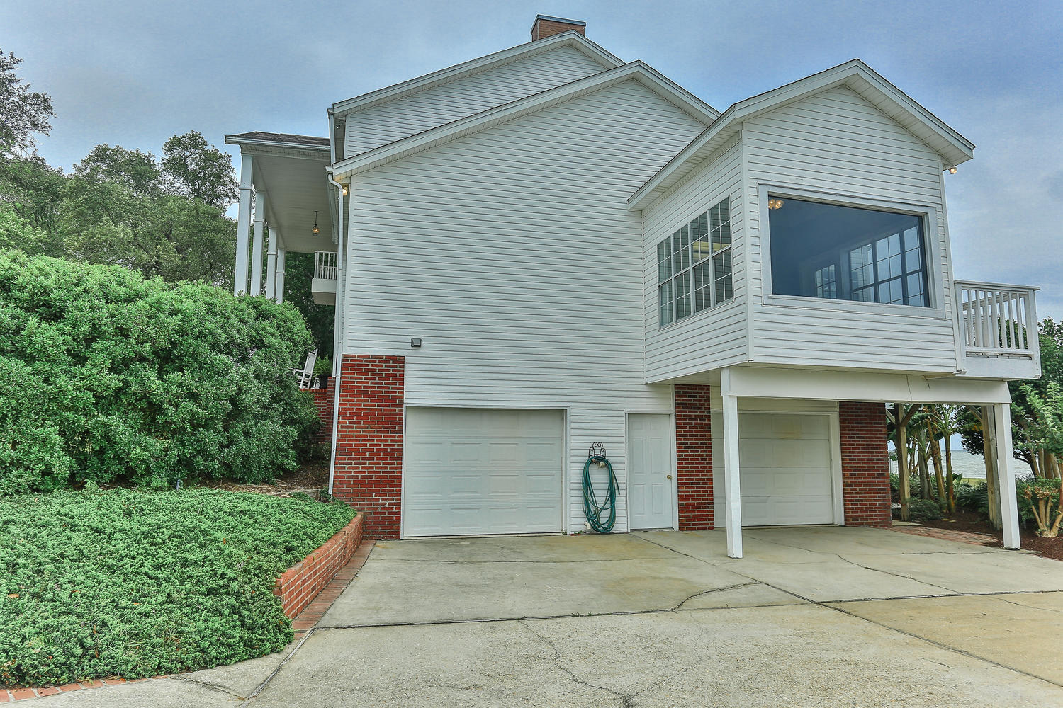 SHALIMAR POINTE S/D - Residential