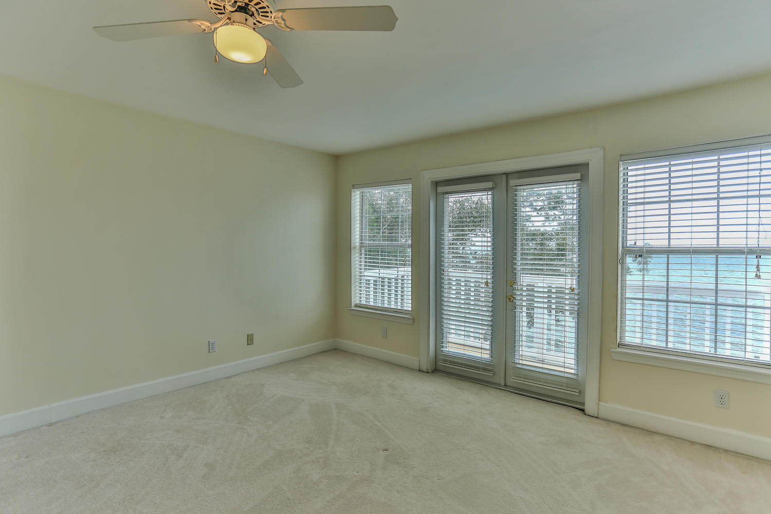 SHALIMAR POINTE S/D - Residential