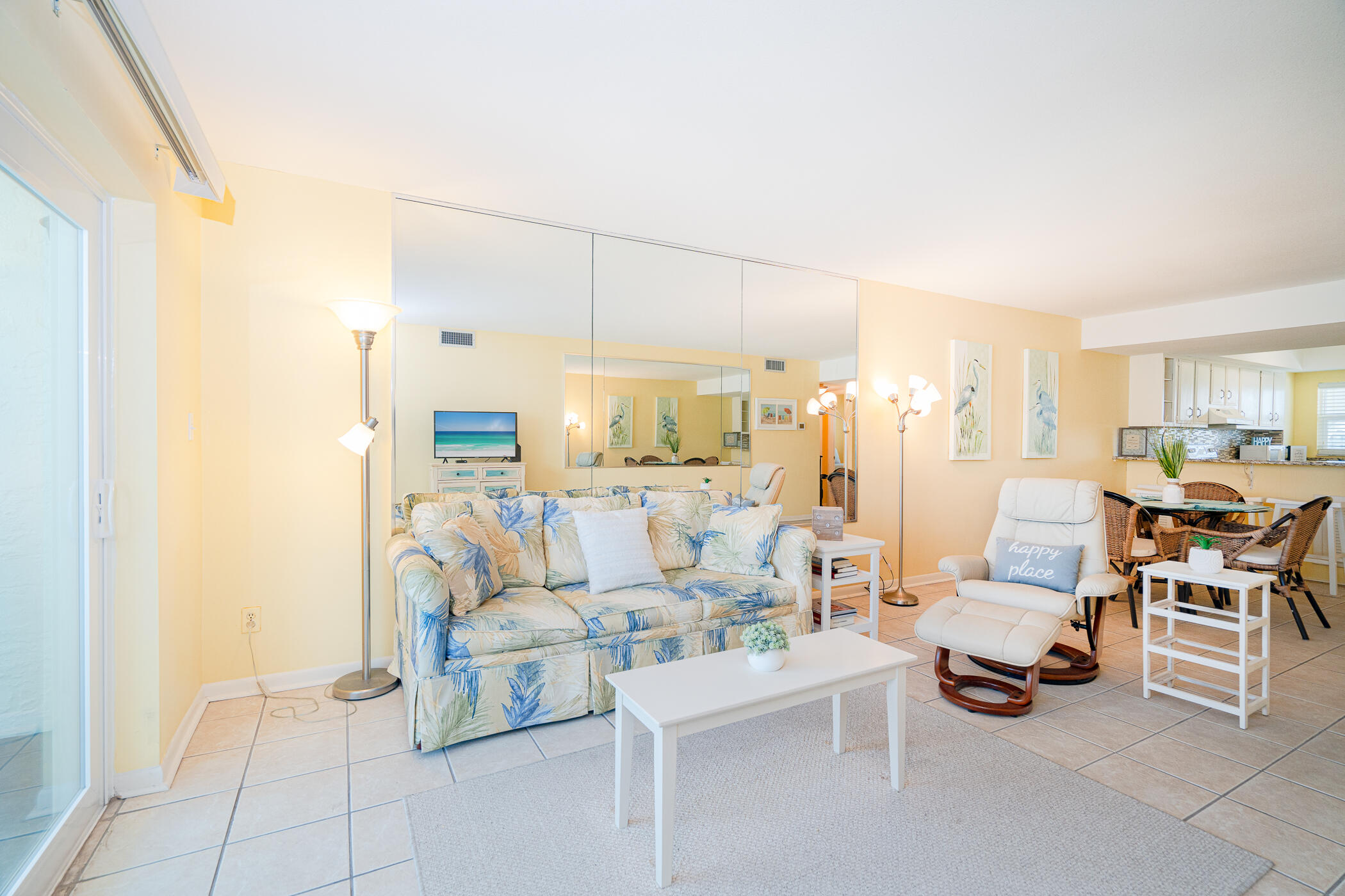 EL MATADOR CONDO - Residential