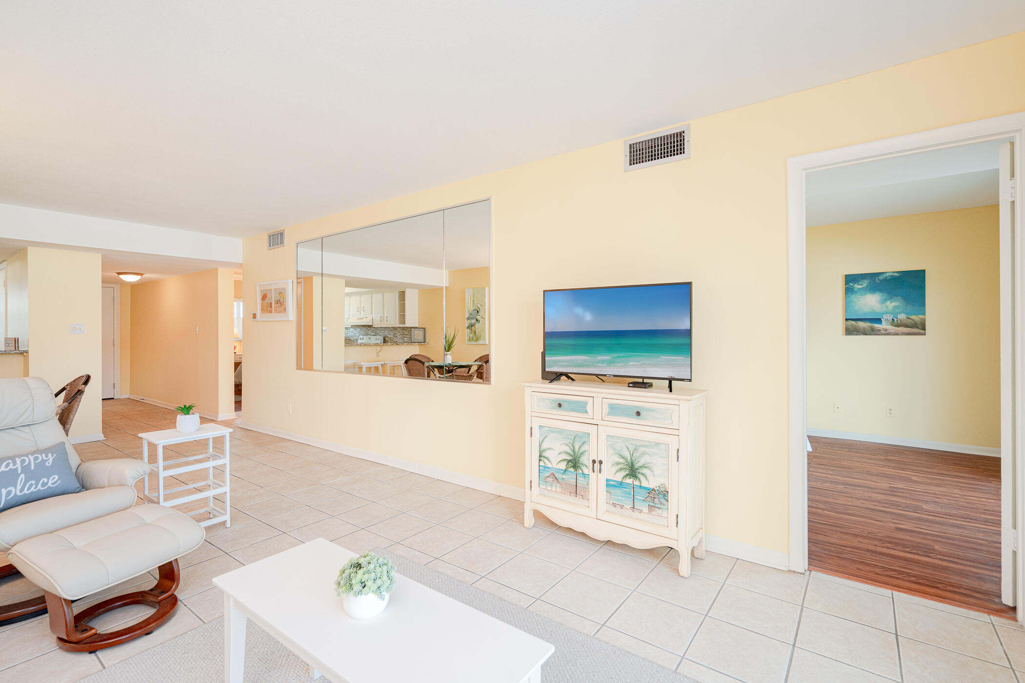 EL MATADOR CONDO - Residential