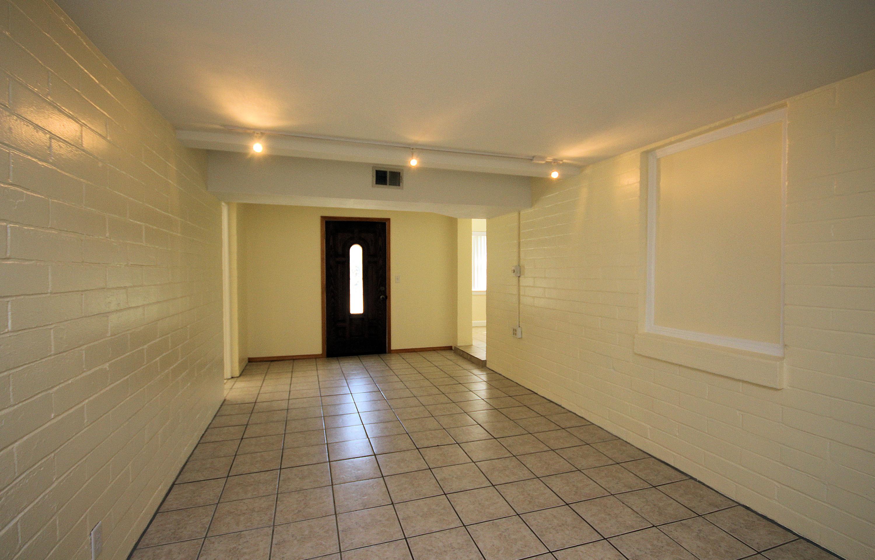 ELLIOTTS POINT 4TH ADDN - Residential