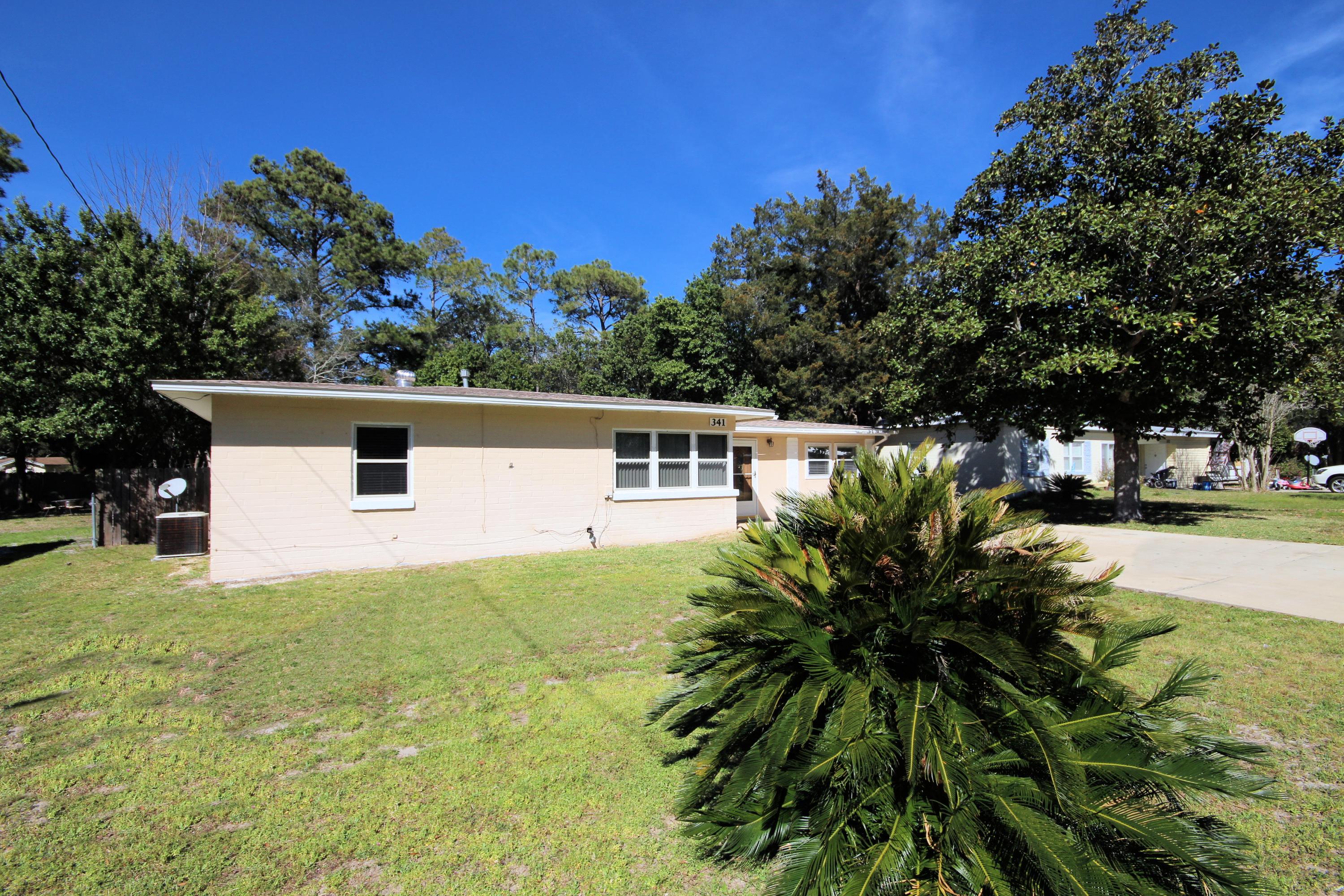 ELLIOTTS POINT 4TH ADDN - Residential