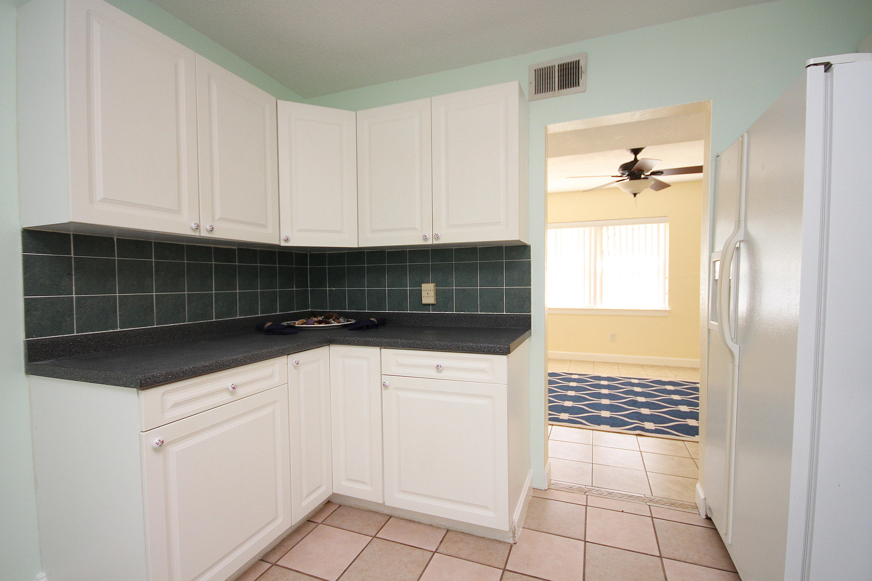 ELLIOTTS POINT 4TH ADDN - Residential