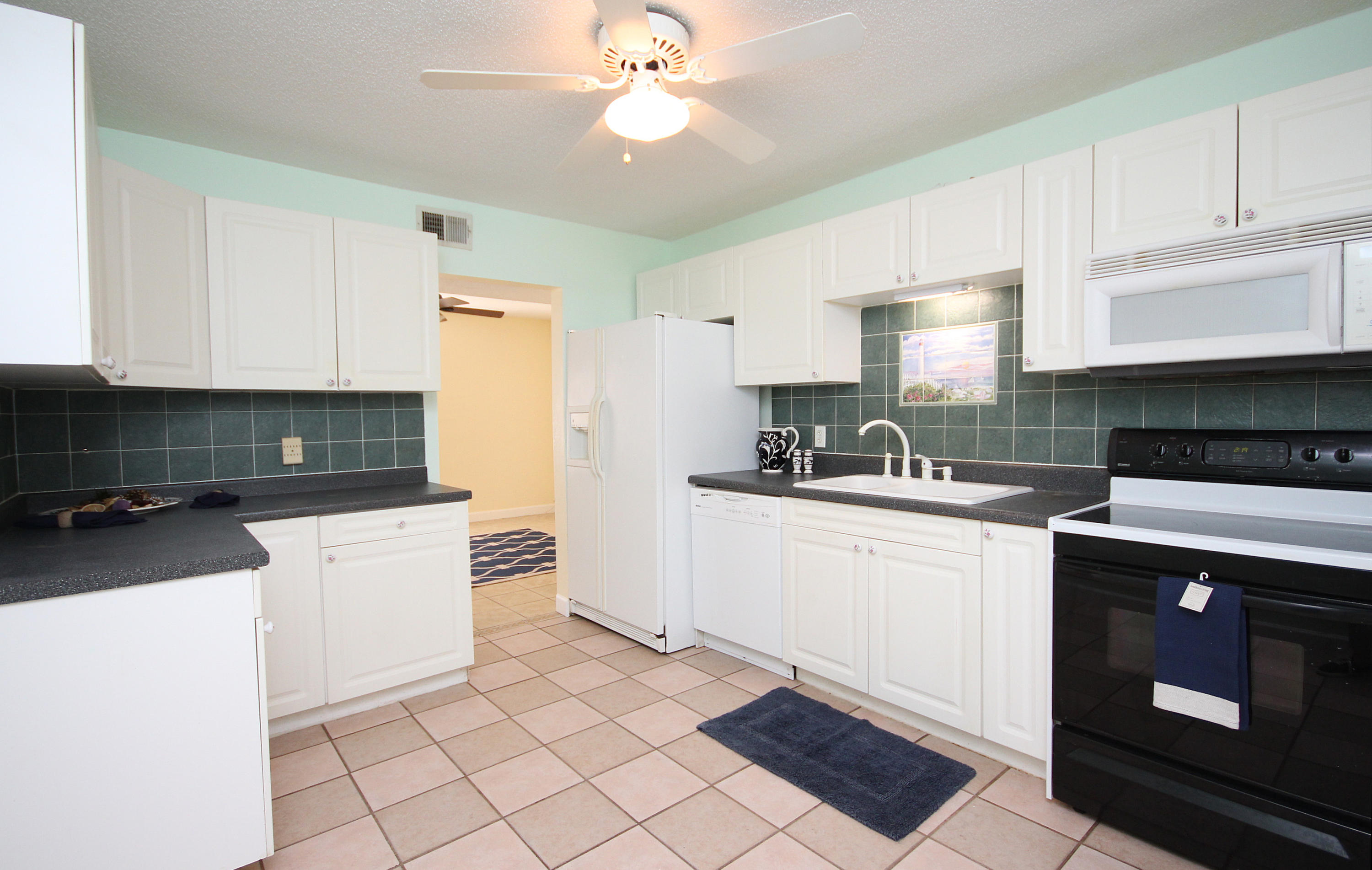 ELLIOTTS POINT 4TH ADDN - Residential