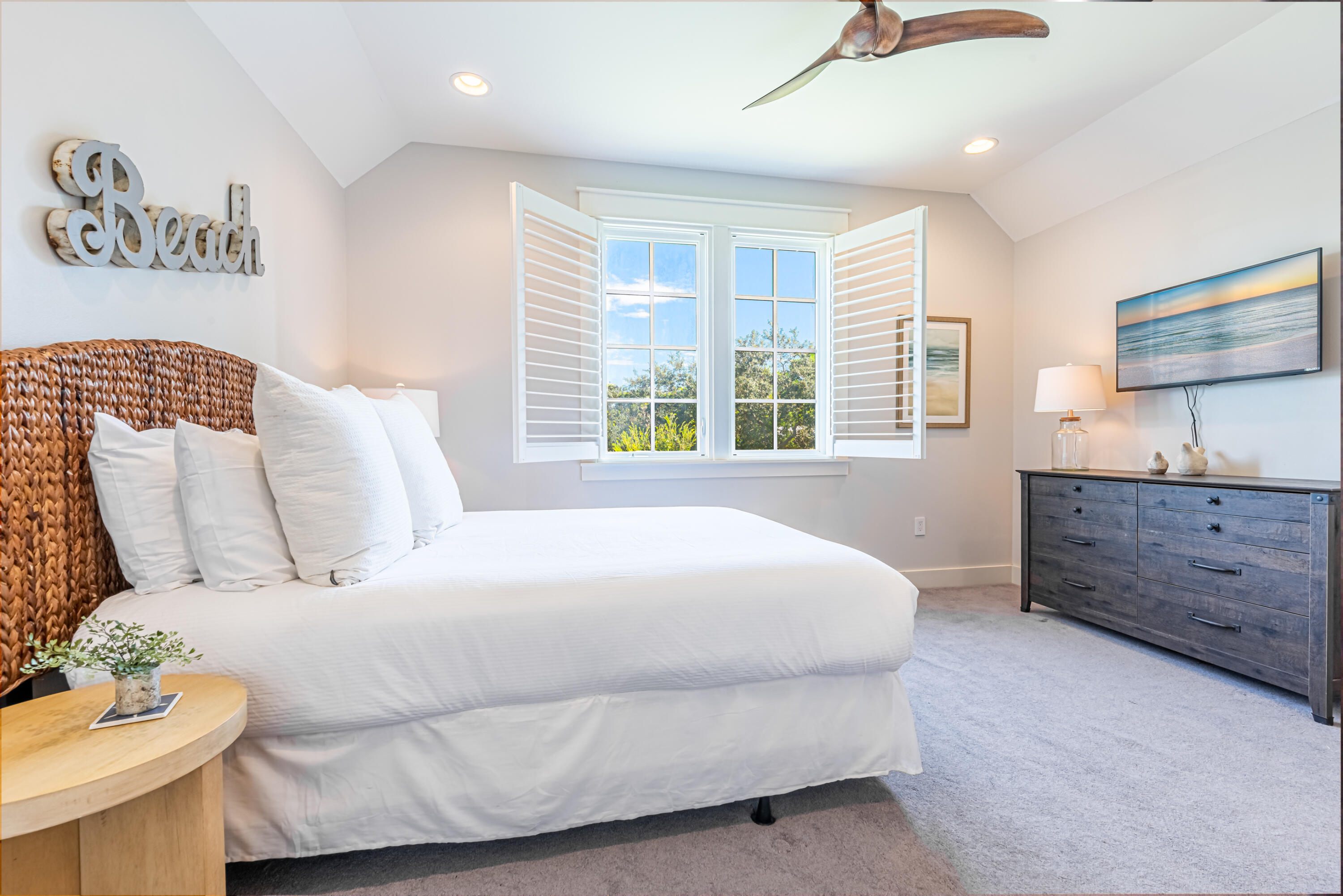 BUNGALOS AT SANDESTIN - Residential Lease