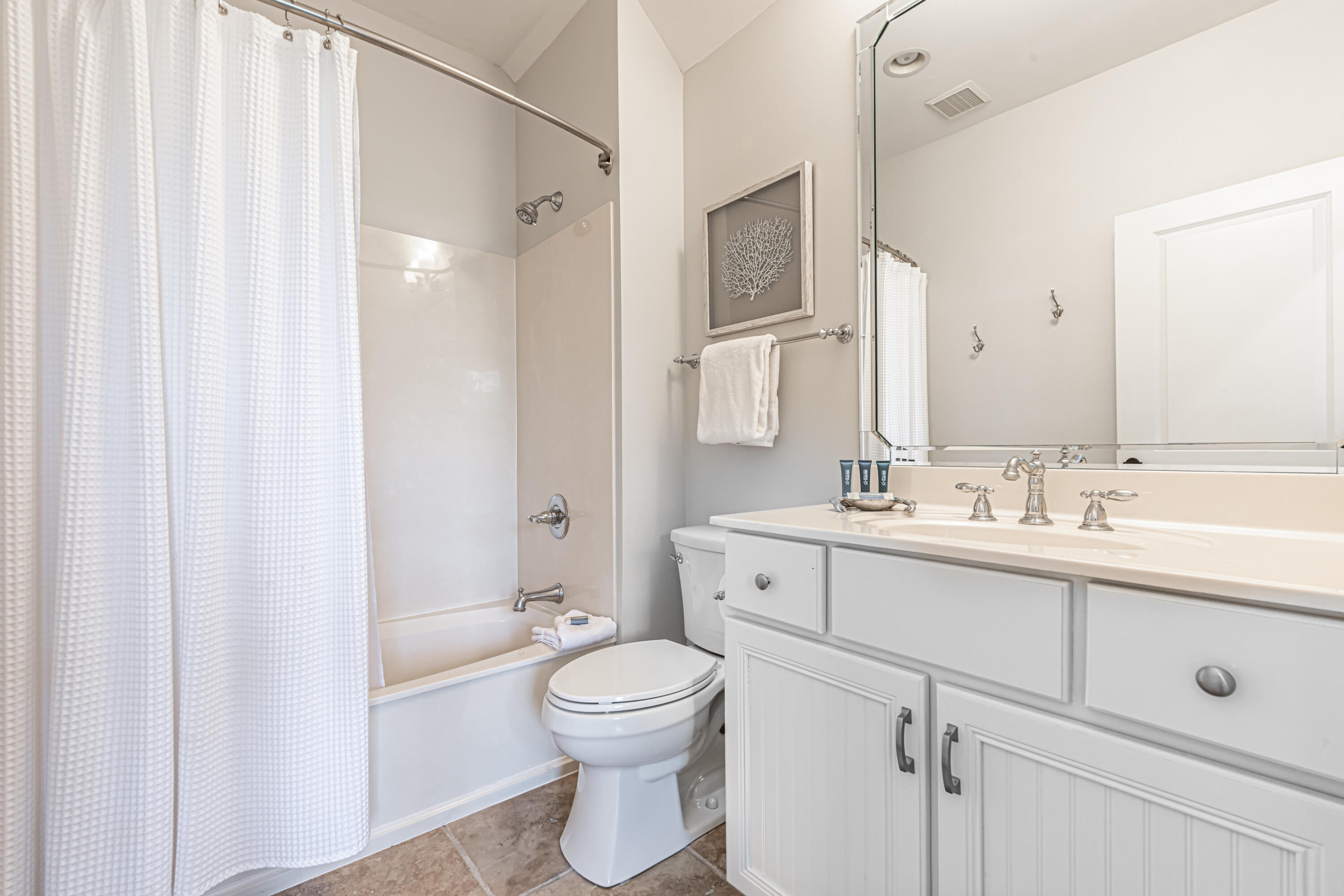 BUNGALOS AT SANDESTIN - Residential Lease