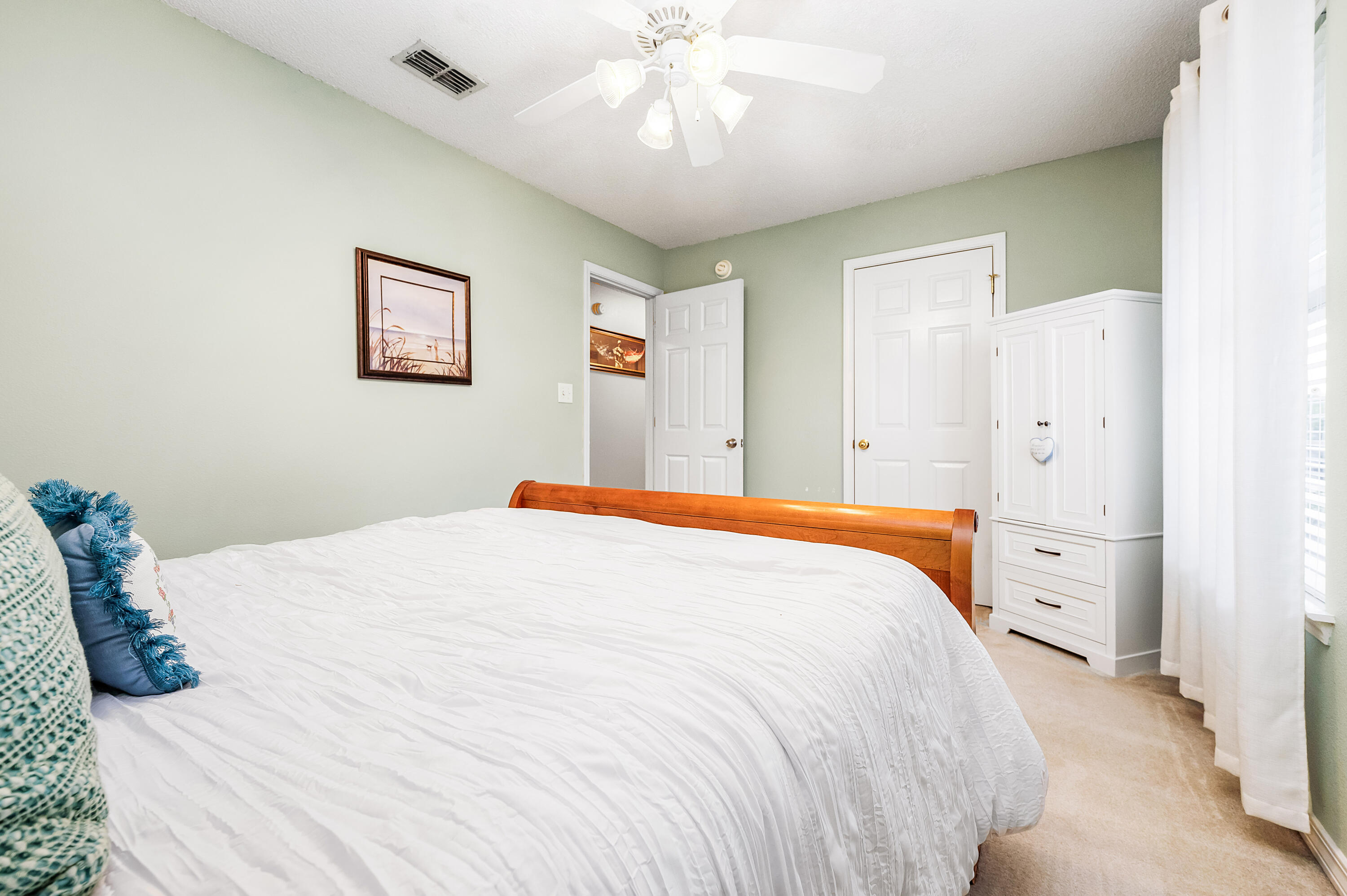 CREETWOOD PLACE - Residential