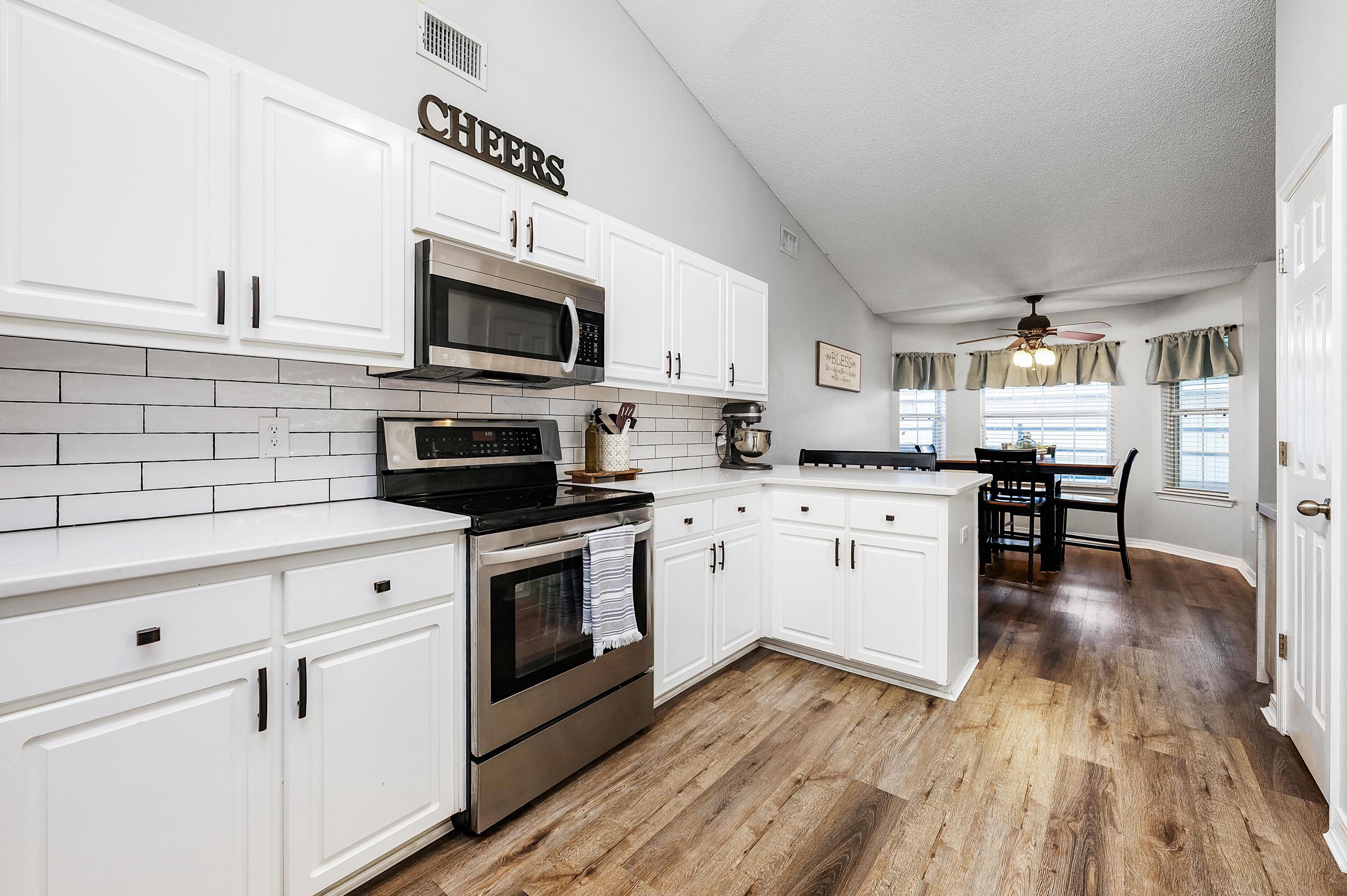 CREETWOOD PLACE - Residential