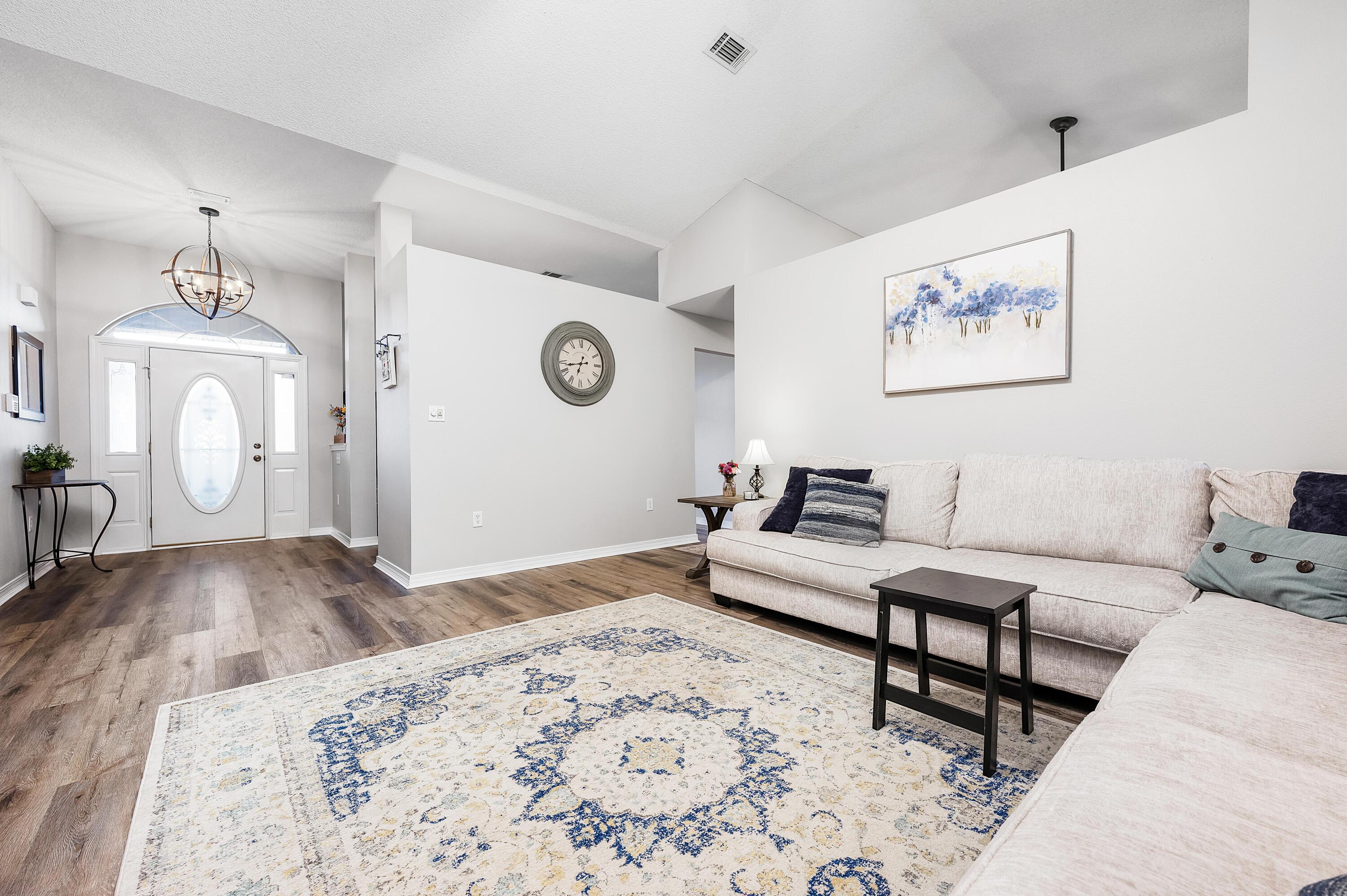 CREETWOOD PLACE - Residential