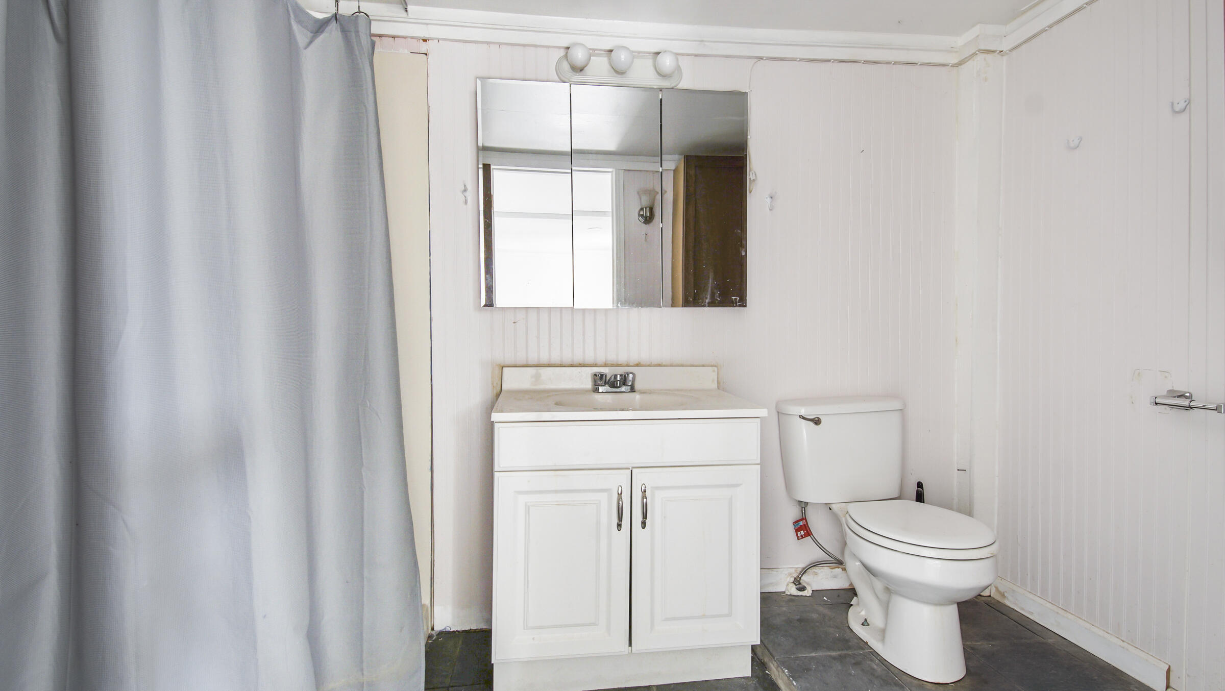 NO RECORDED SUBDIVISION - Residential